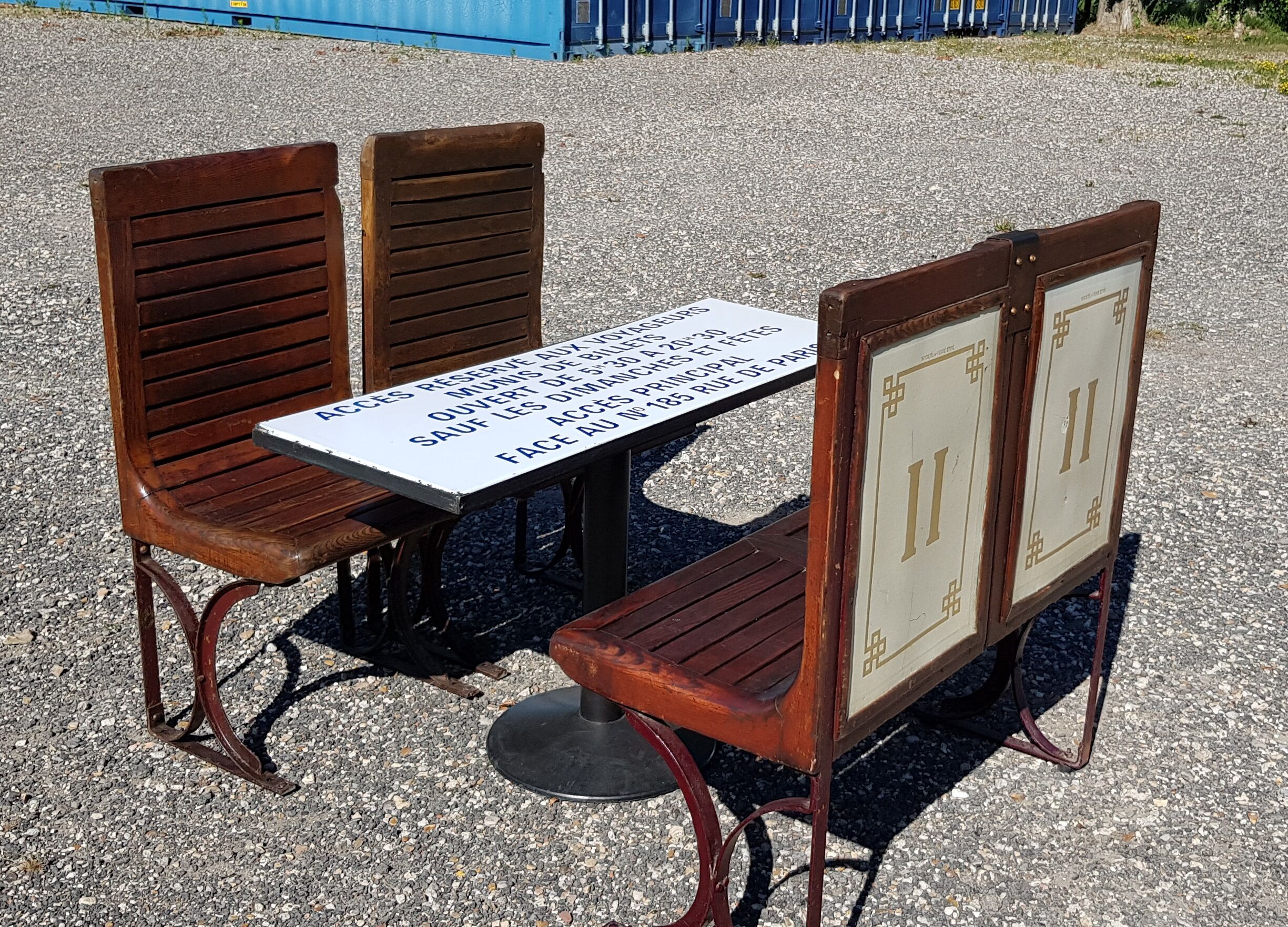 Former 2-seater sprague seat of the paris metropolitan - circa 1920.