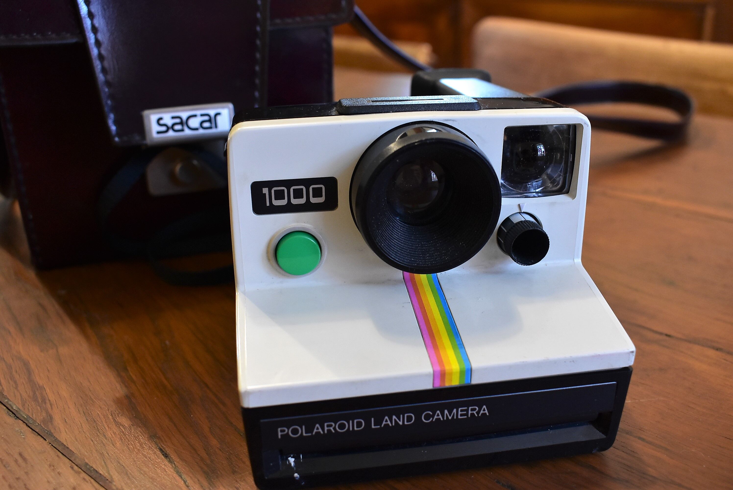 Polaroid land camera 1000 vintage button green with bag
