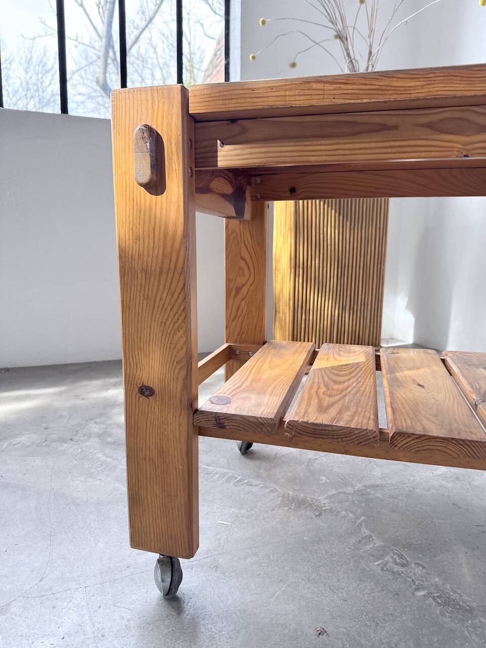 1980 pine wheeled console table