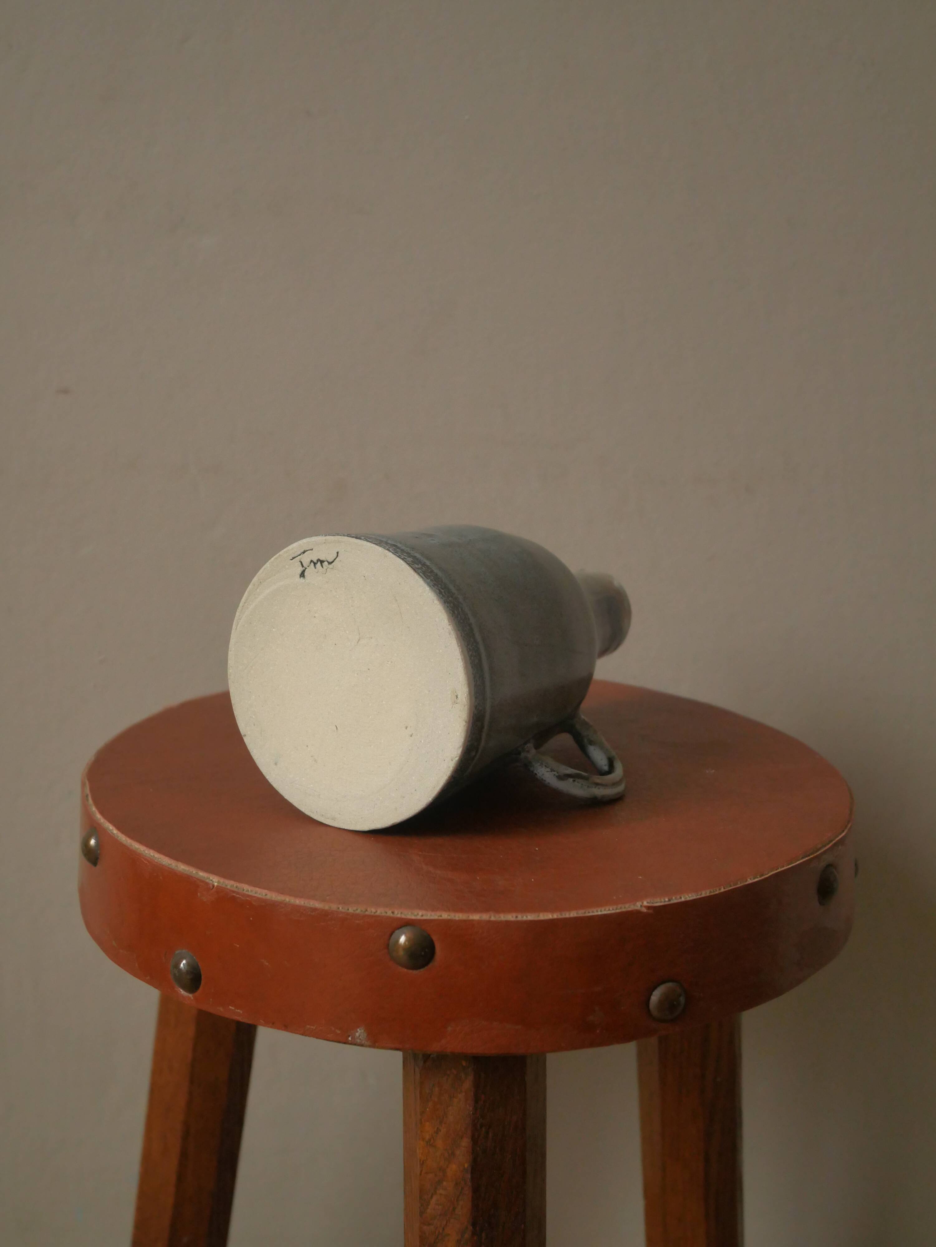 Vase soliflore in ceramic handmade pottery artisanal manufacturing contemporary design