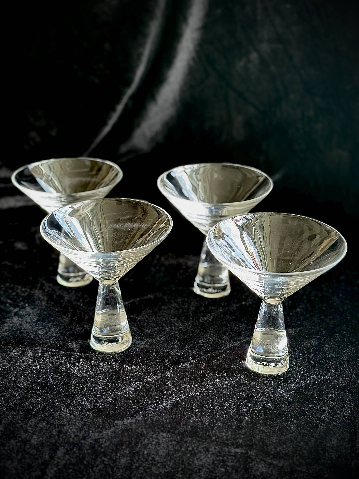 Rare Gucci Home Martini Glasses Set of 4 – Signed Made in Italy – Tom