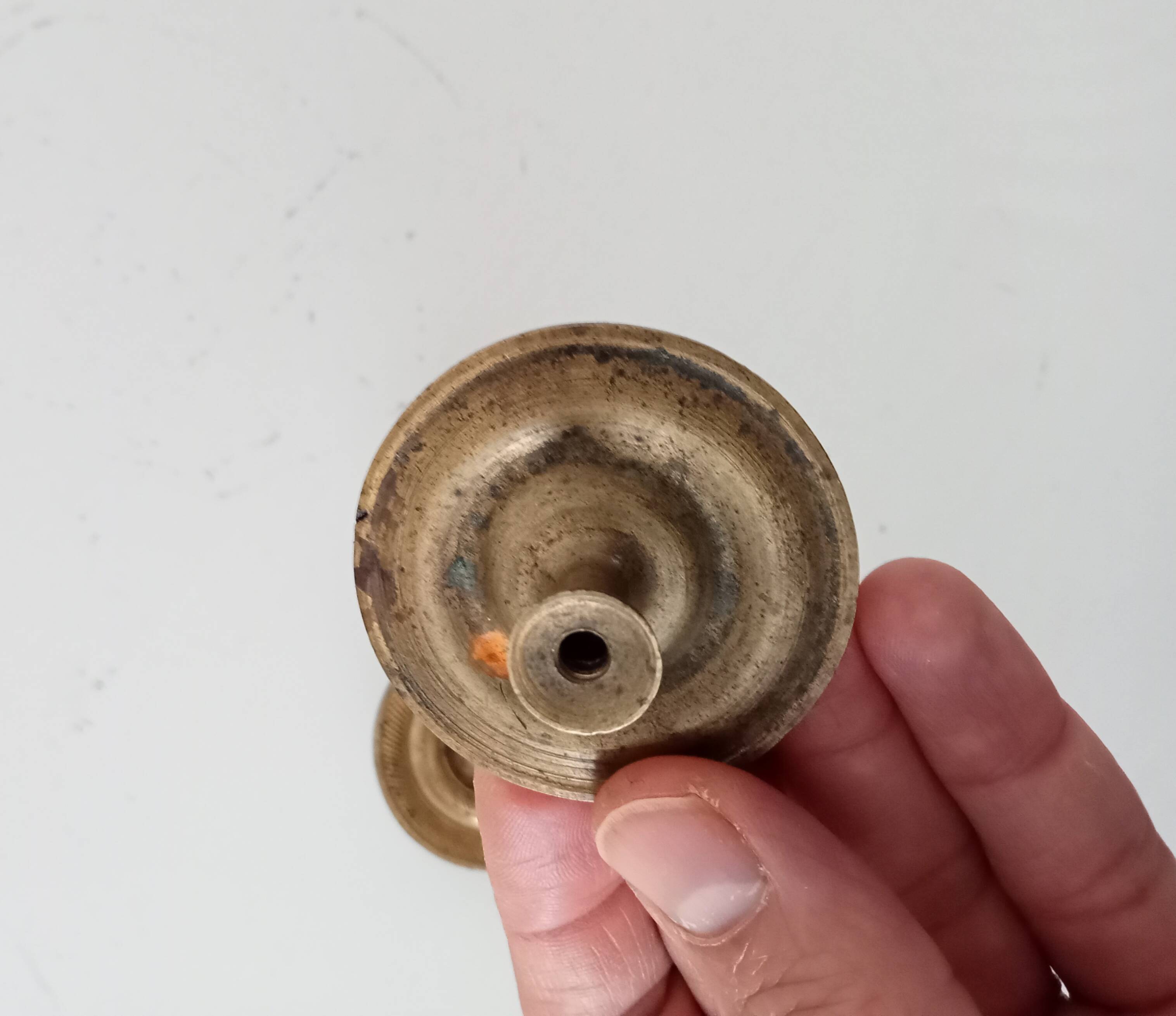 Pair of antique Empire furniture knobs from the 19th century in gilded bronze.