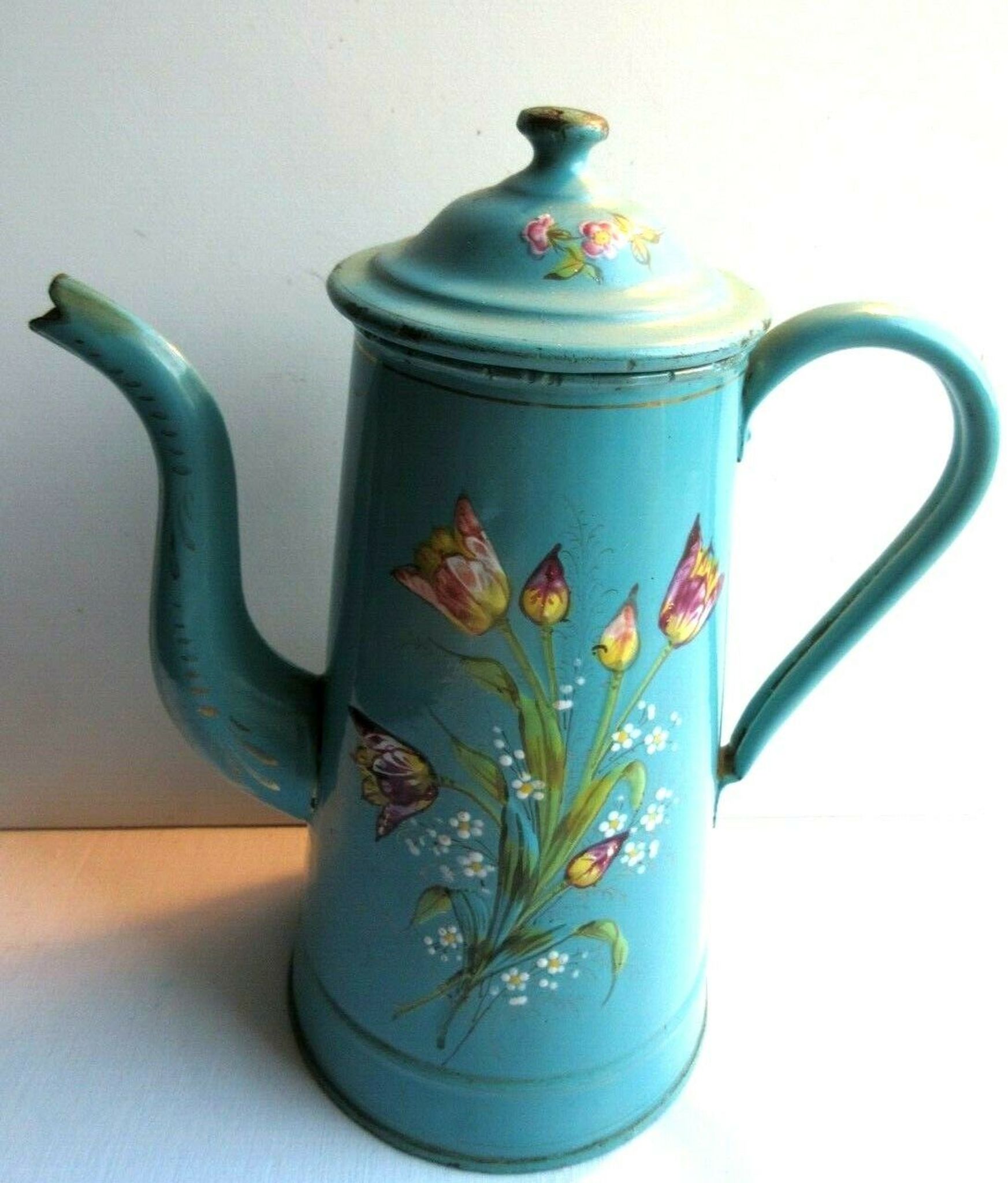 Art Deco coffee maker enamelled sheet metal in relief: Tulips and forget-me-nots on a green background