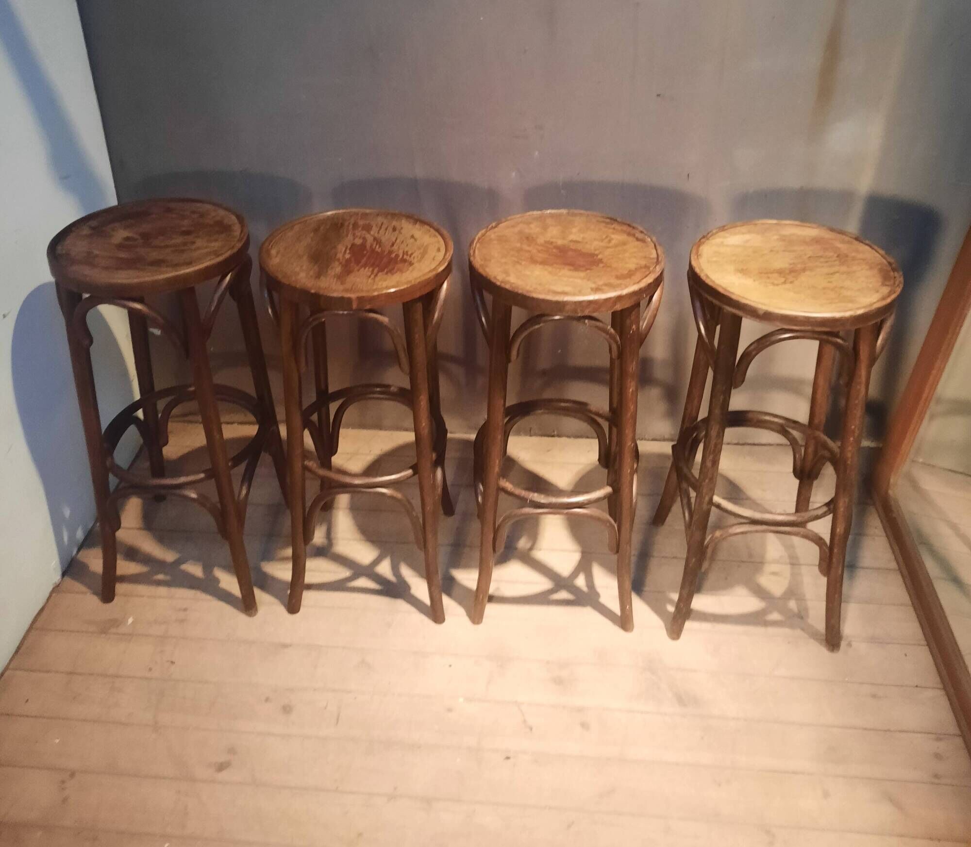 Set of 4 bar stools in "Thonet" style.