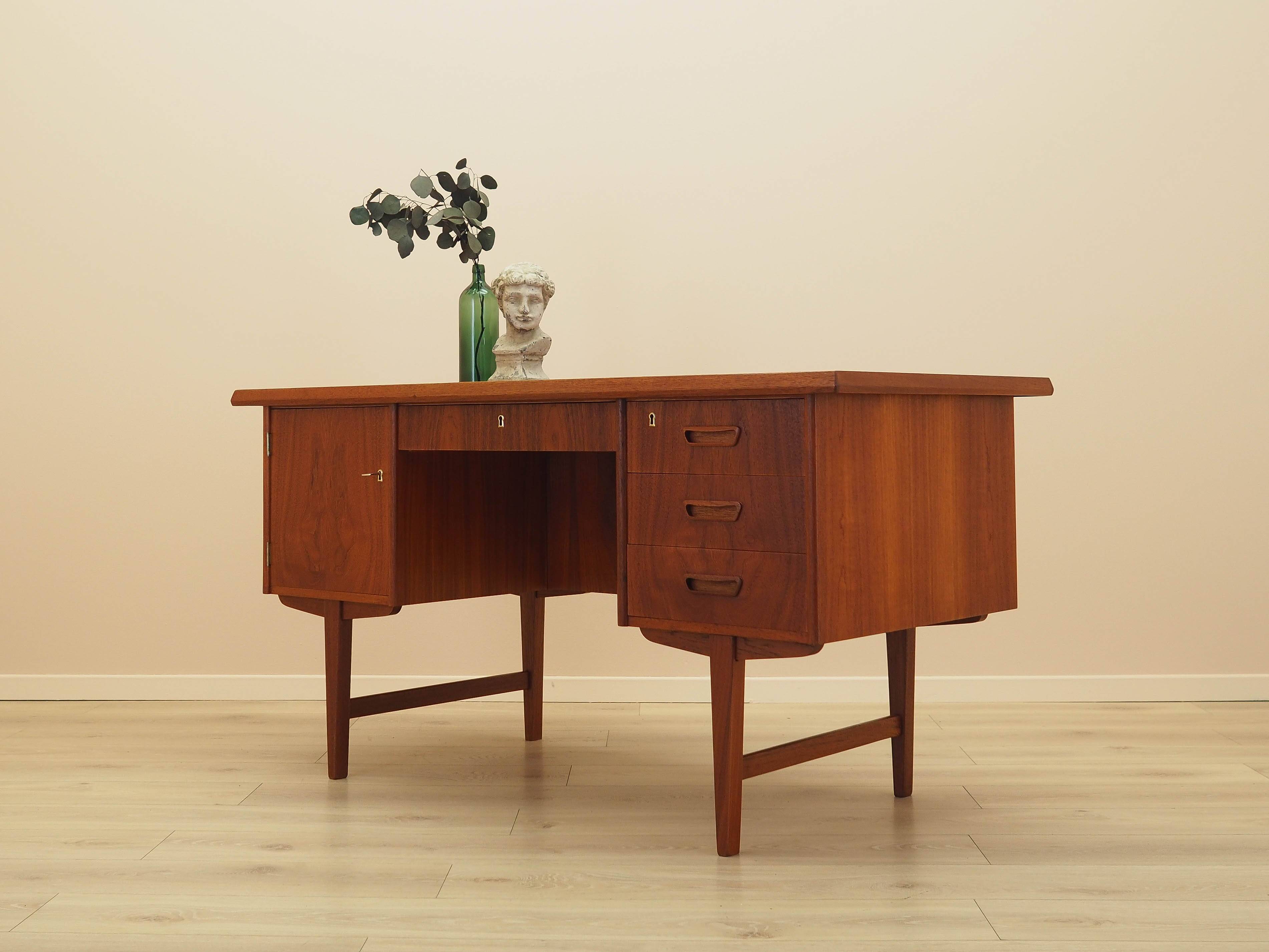 Teak desk, Danish design, 1970s, made in Denmark