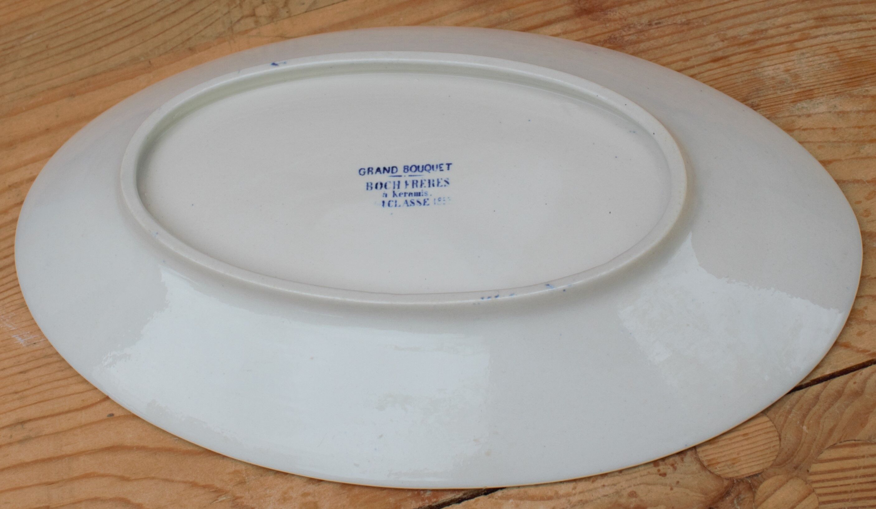 Old plate Boch Keramis brothers large bouquet
