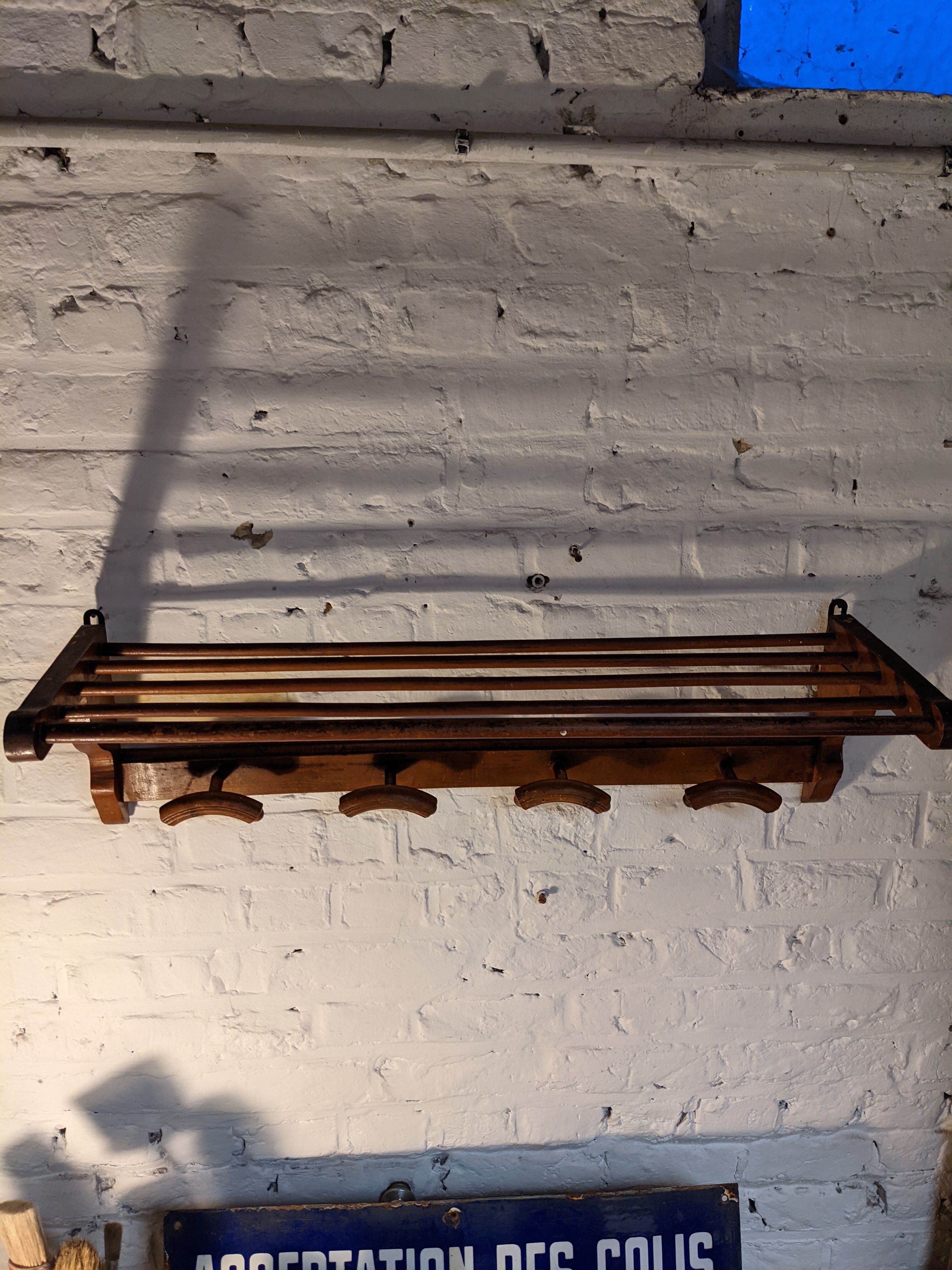 Coat rack bistro