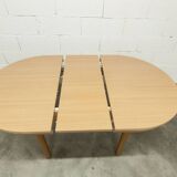 Modernist convertible oval table set and 4 matching chairs 1990