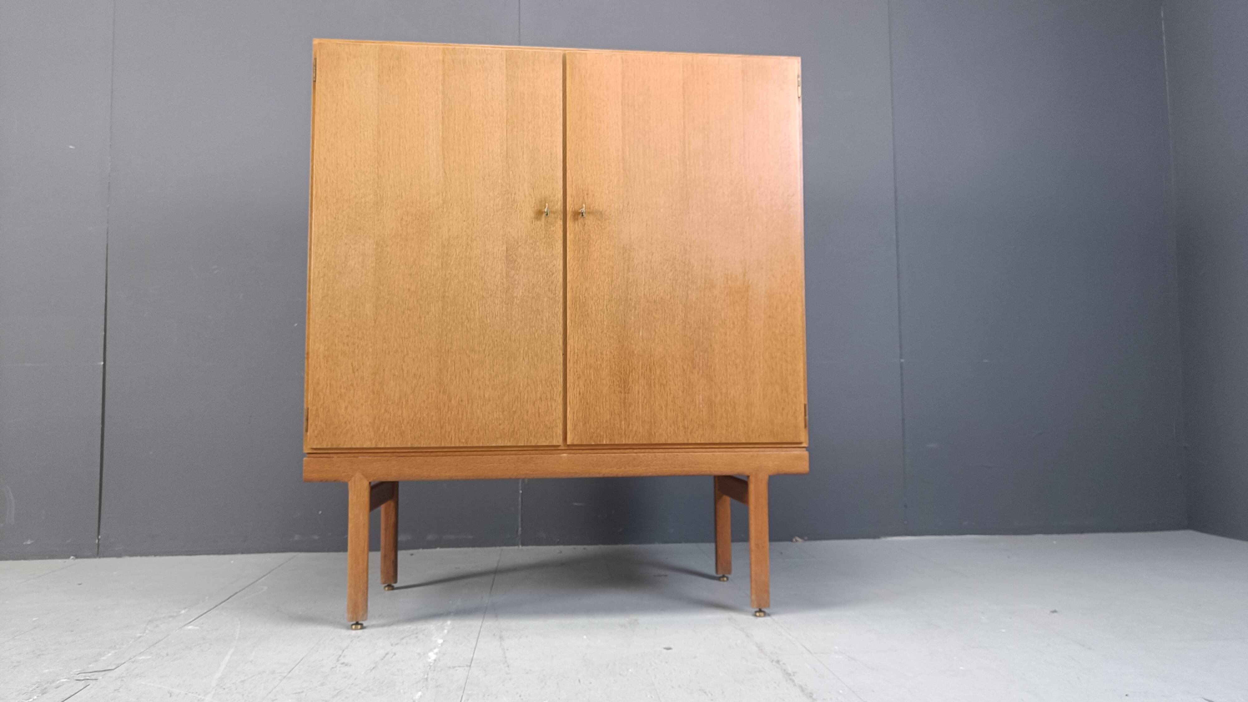Vintage cabinet by Jos De Mey for Vandenberghe Pauvers, 1960s