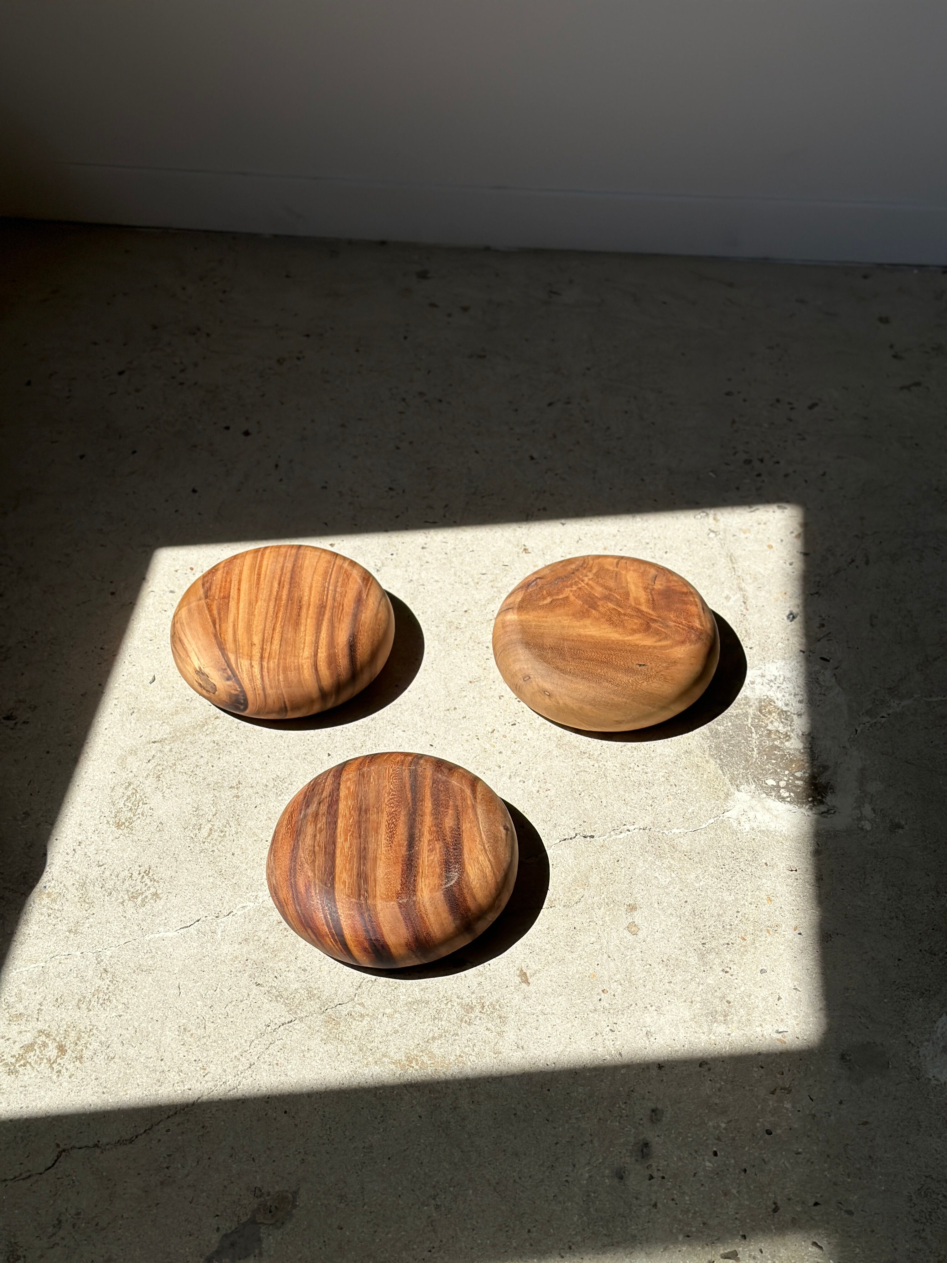 Bowl or monoxyl teak cut d:25.5