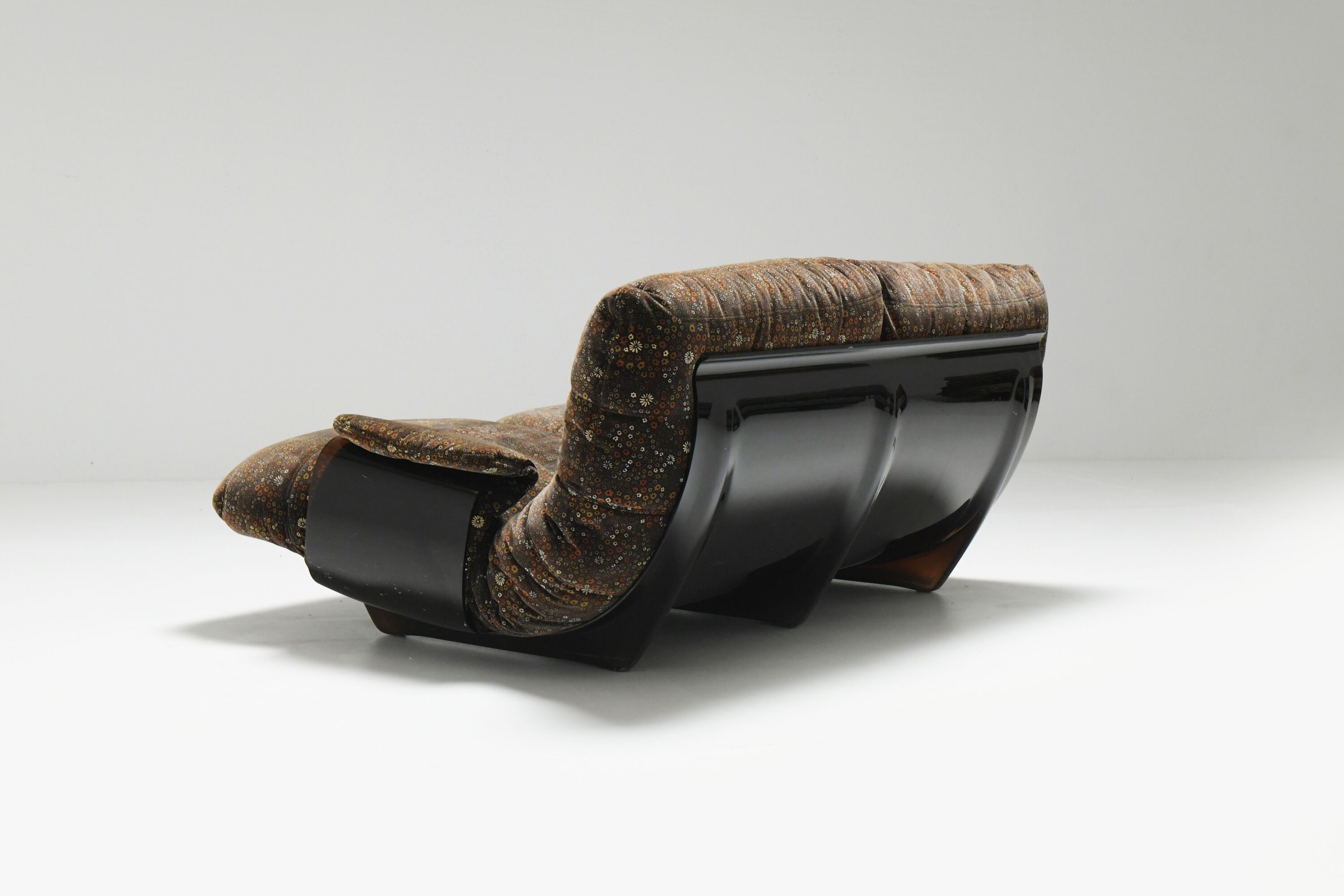 Vintage Marsala set in 'Liberty' fabric by Michel Ducaroy for Ligne Roset.