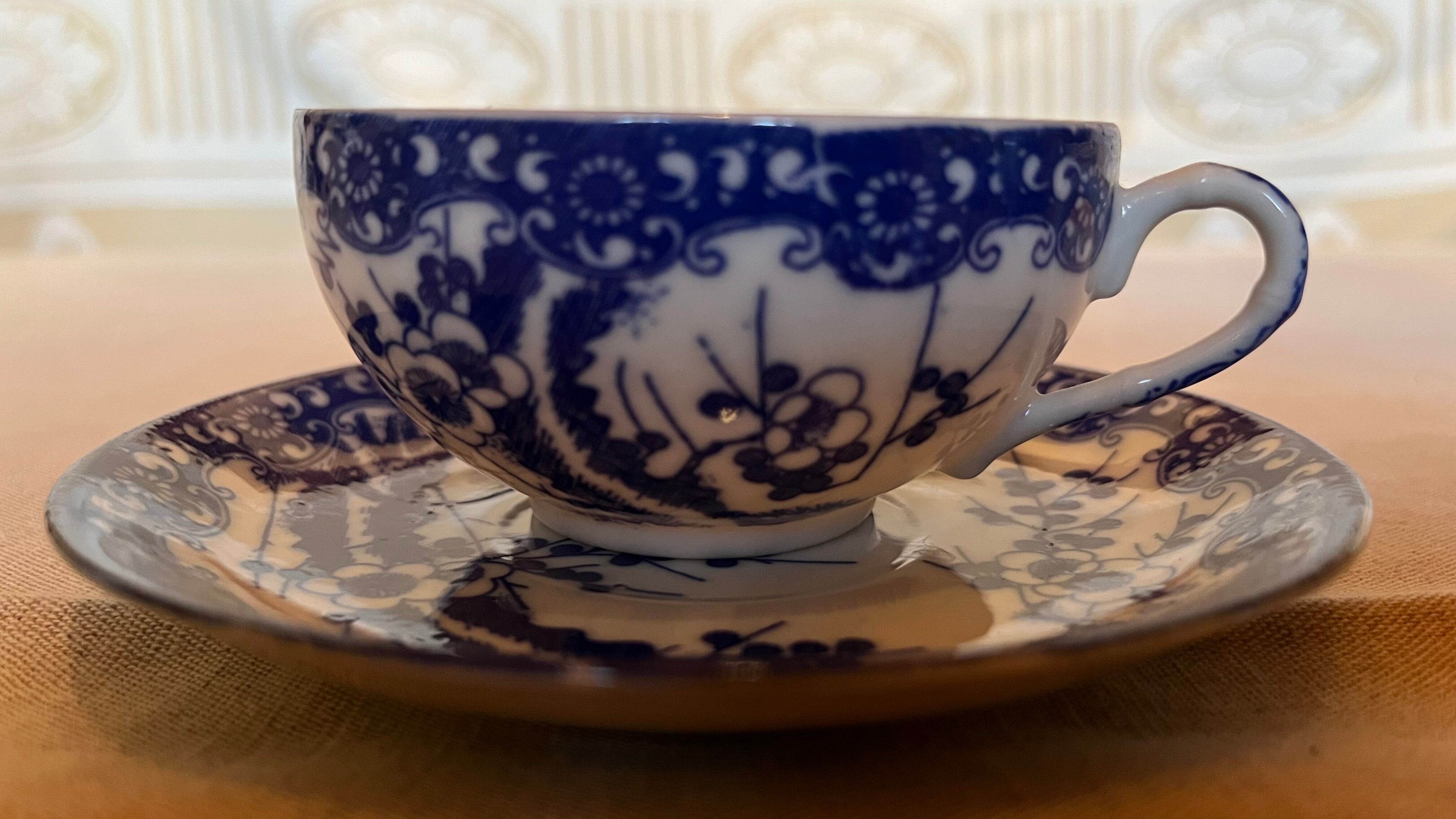 Japanese tea service in fine porcelain