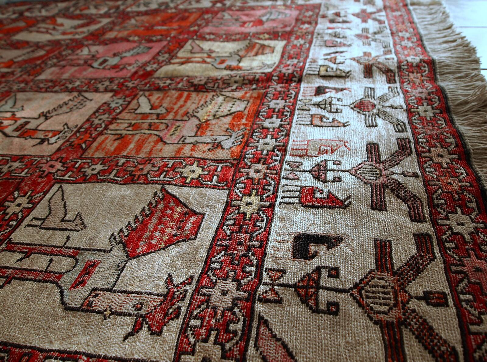 Kilim vintage fait main Sumak persan en soie artificielle 125cm x 183cm (19