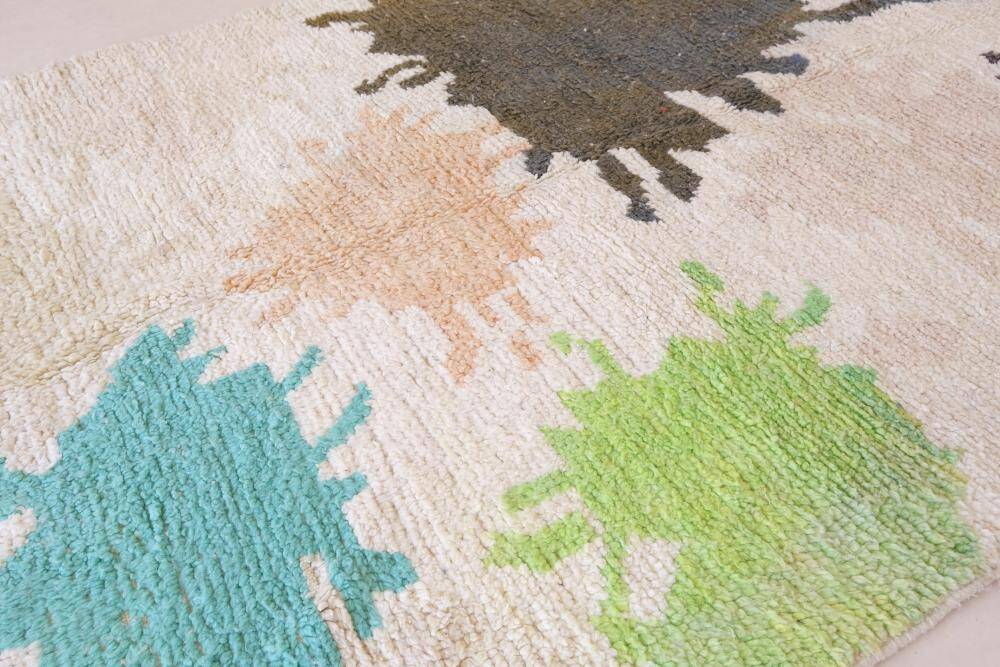 Modern Berber Rug - 262 x 196 cm