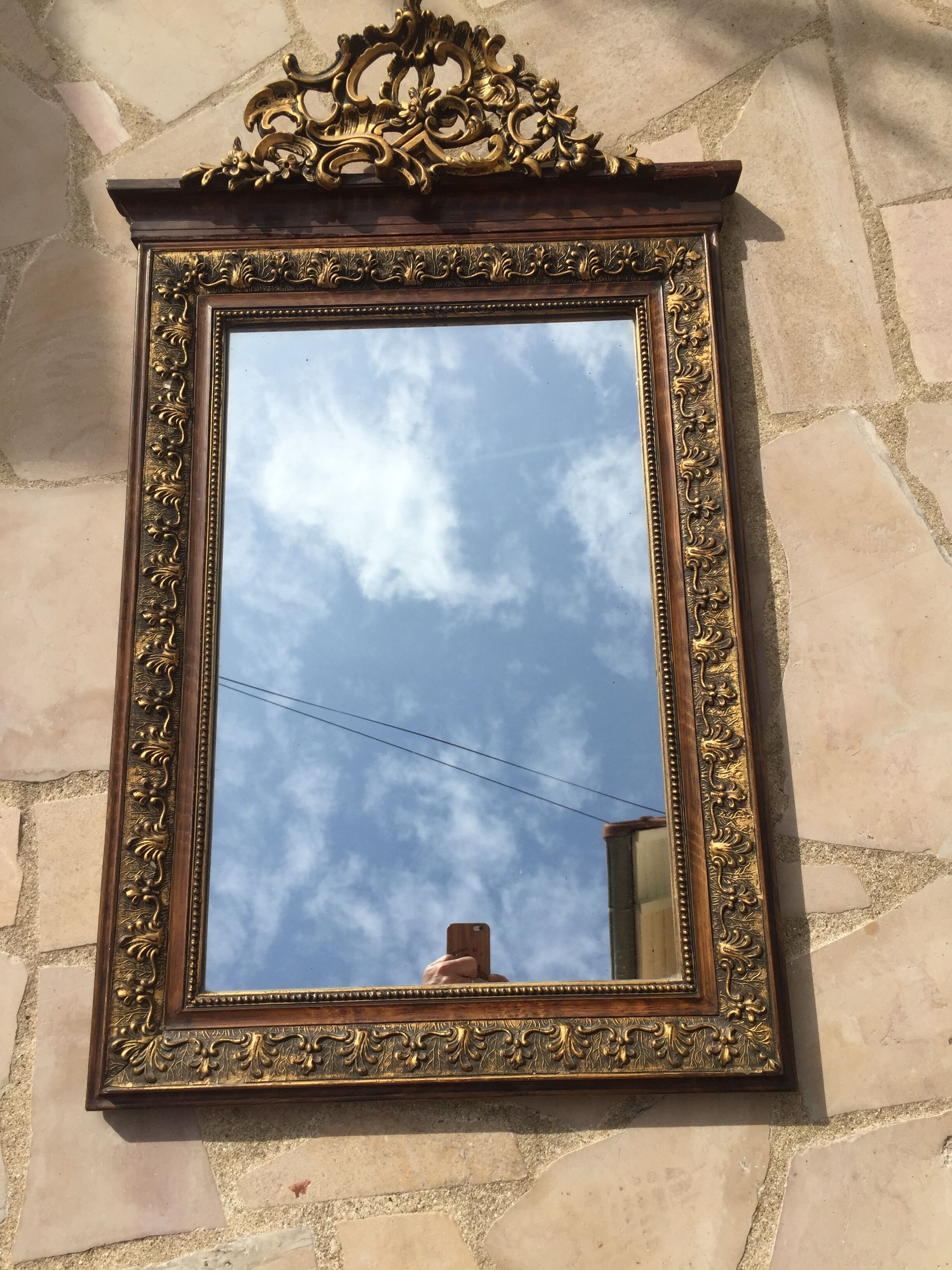Antique mirror in gilded wood 96 x 58.5 cm