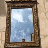 Antique mirror in gilded wood 96 x 58.5 cm