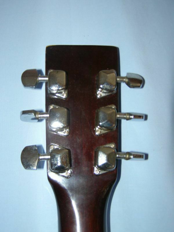 6-string folk guitar "Jervis" with stand support