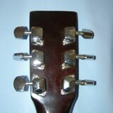 6-string folk guitar "Jervis" with stand support