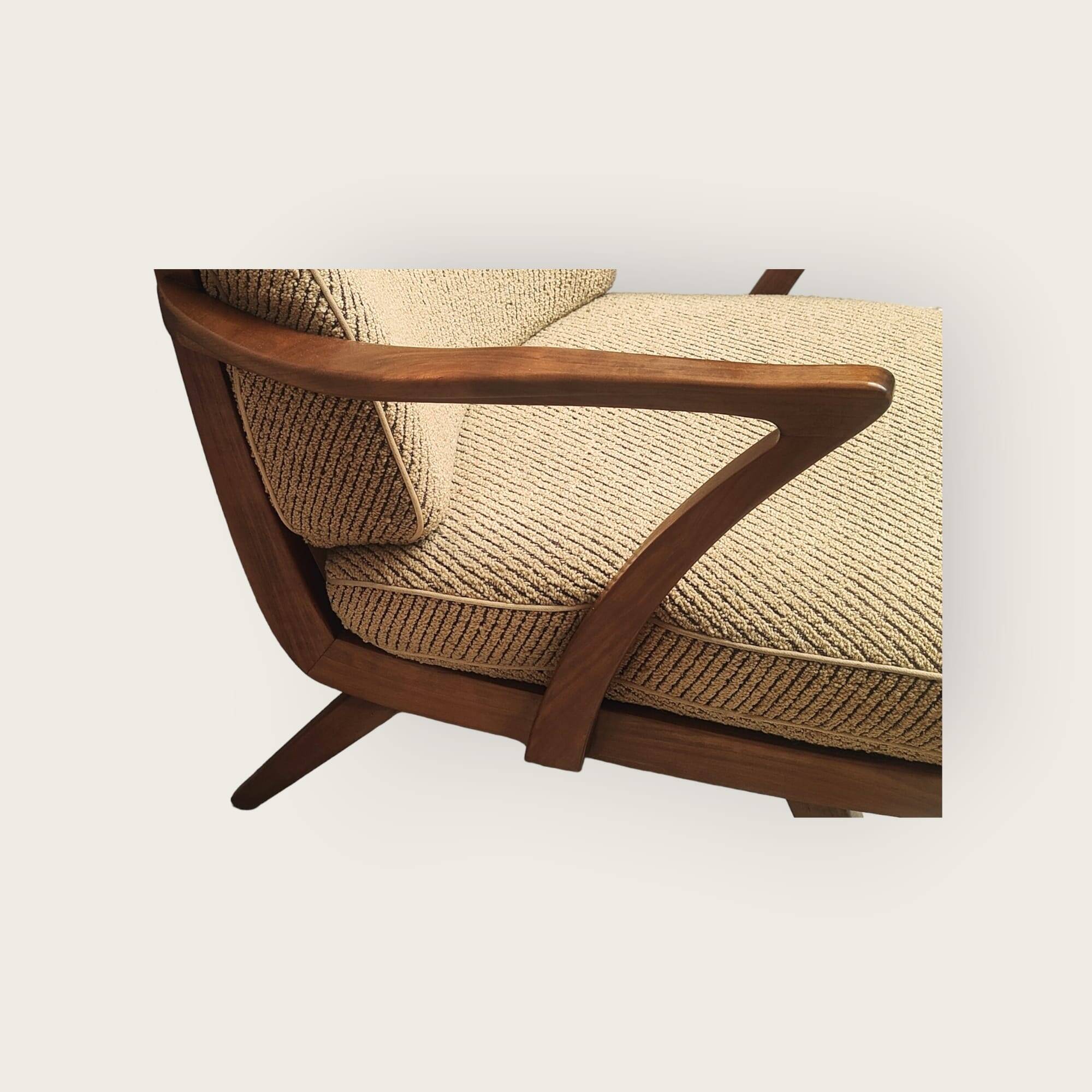 Fauteuil du milieu du siècle