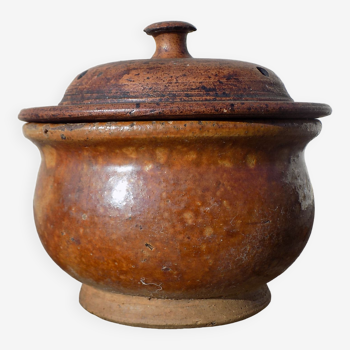 Old grease pot