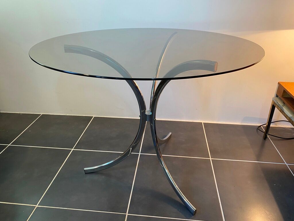 Round kitchen or dining room in smoked glass chrome structure an70