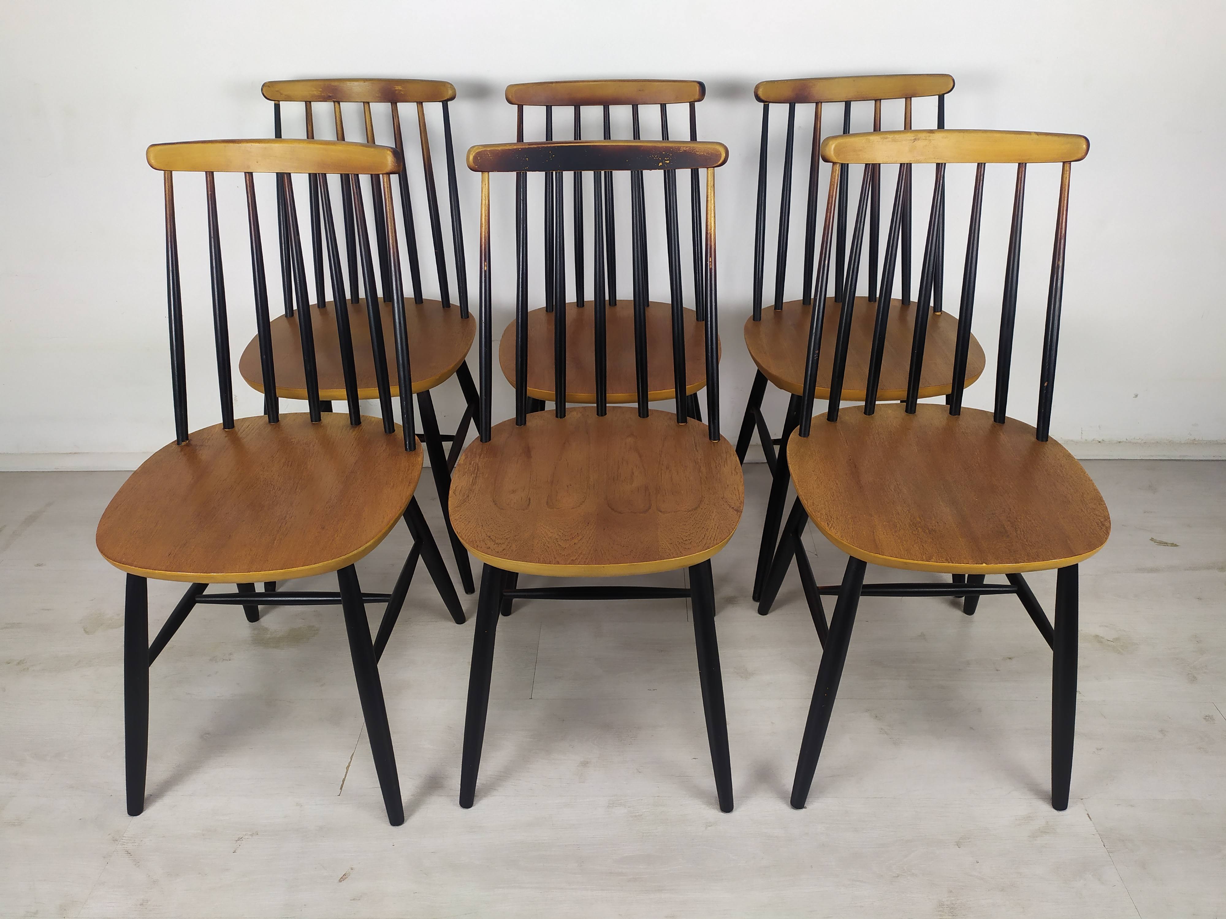 6 Scandinavian chairs
