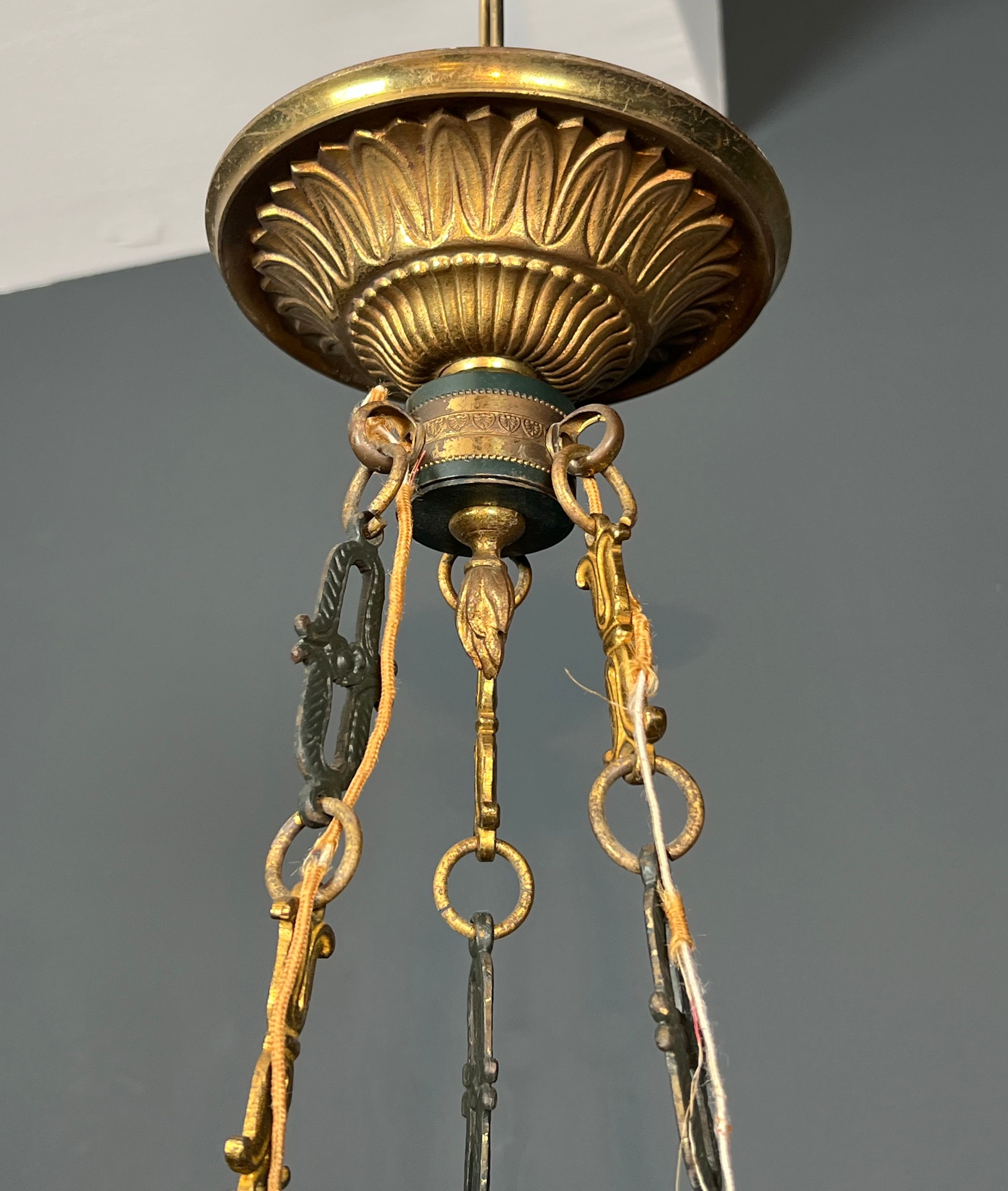 Lustre de style Empire en bronze, tôle verte et flamme en verre moulé