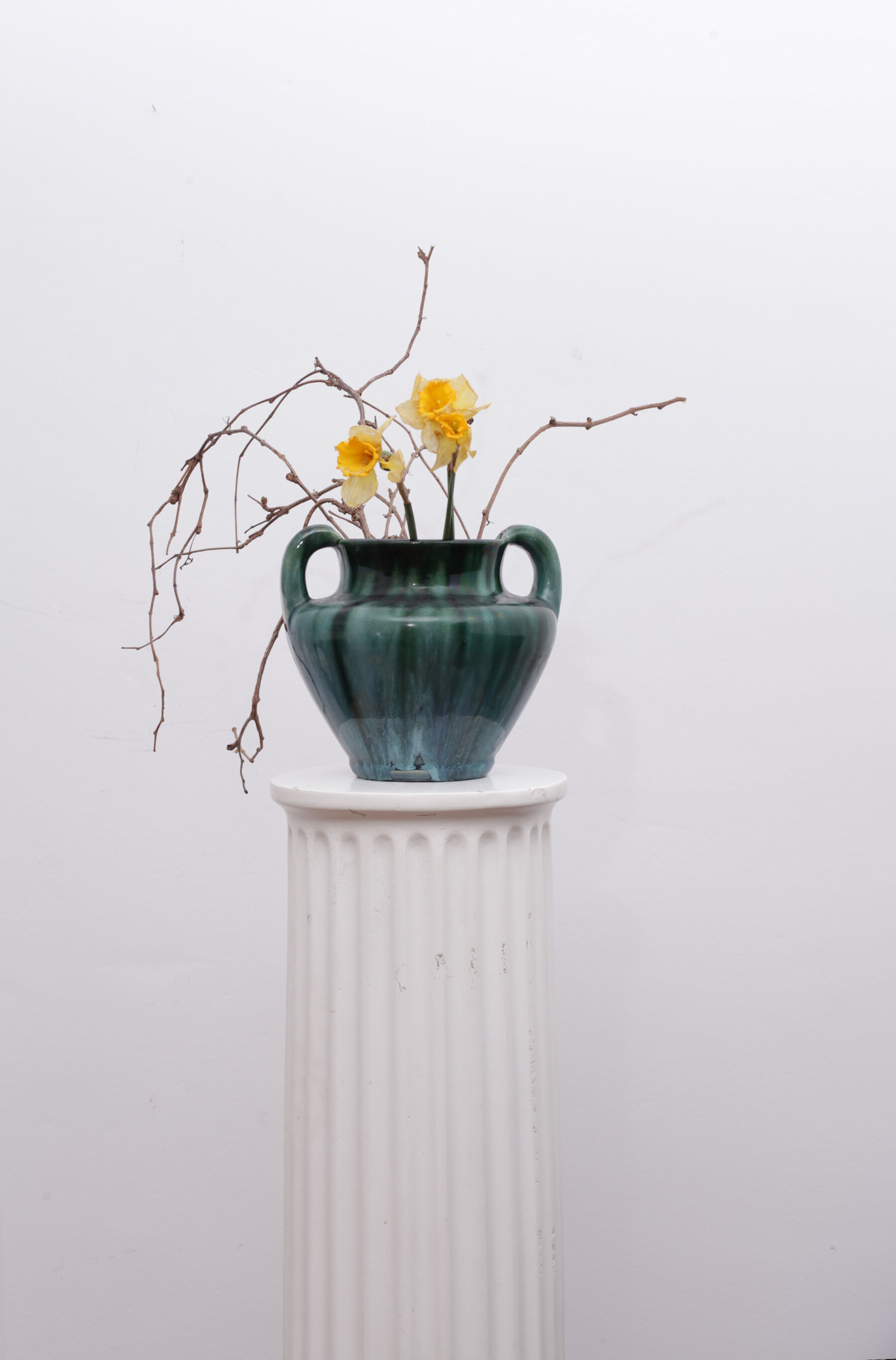 Green sandstone pot vase