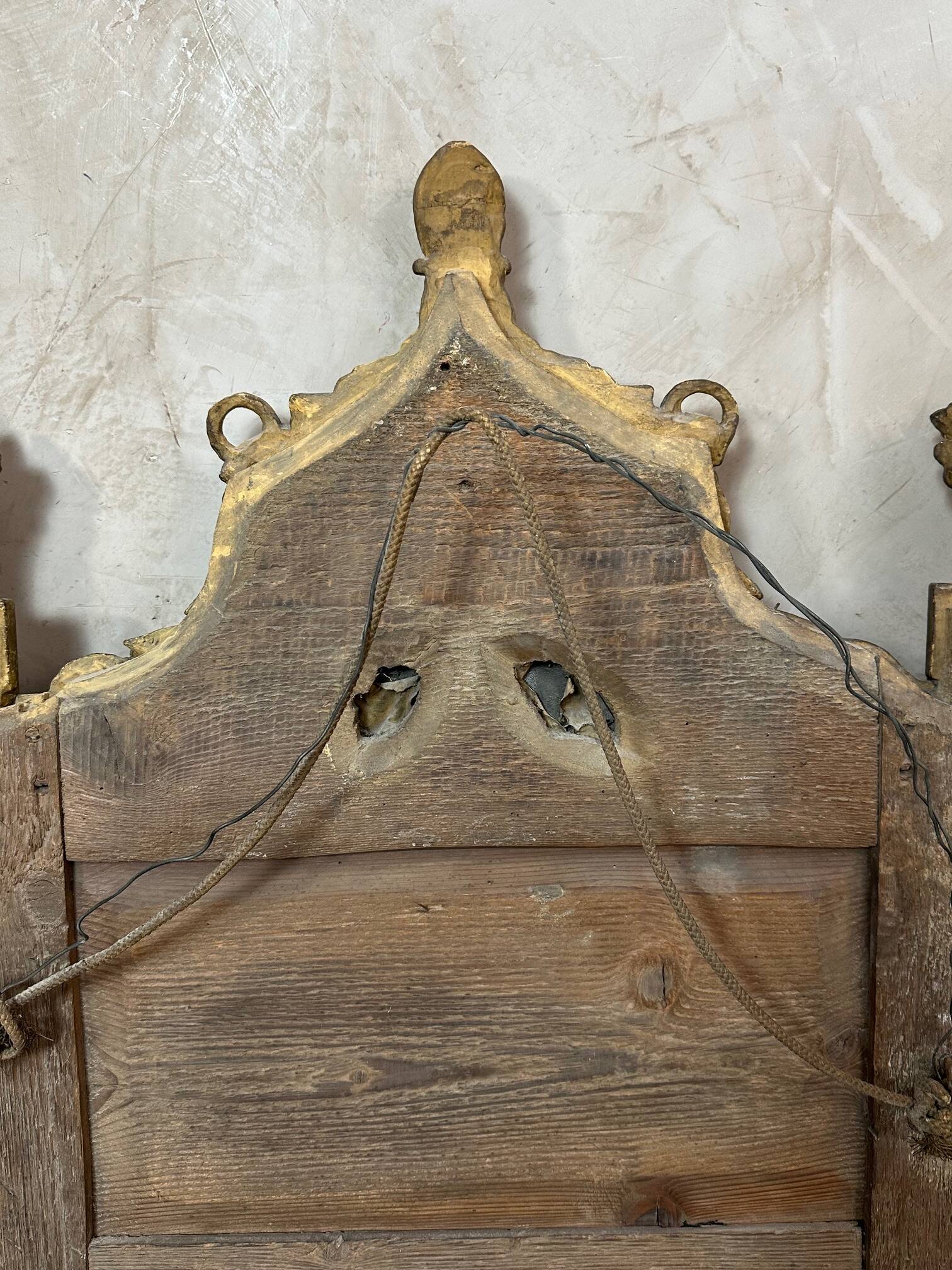 18th century giltwood mirror