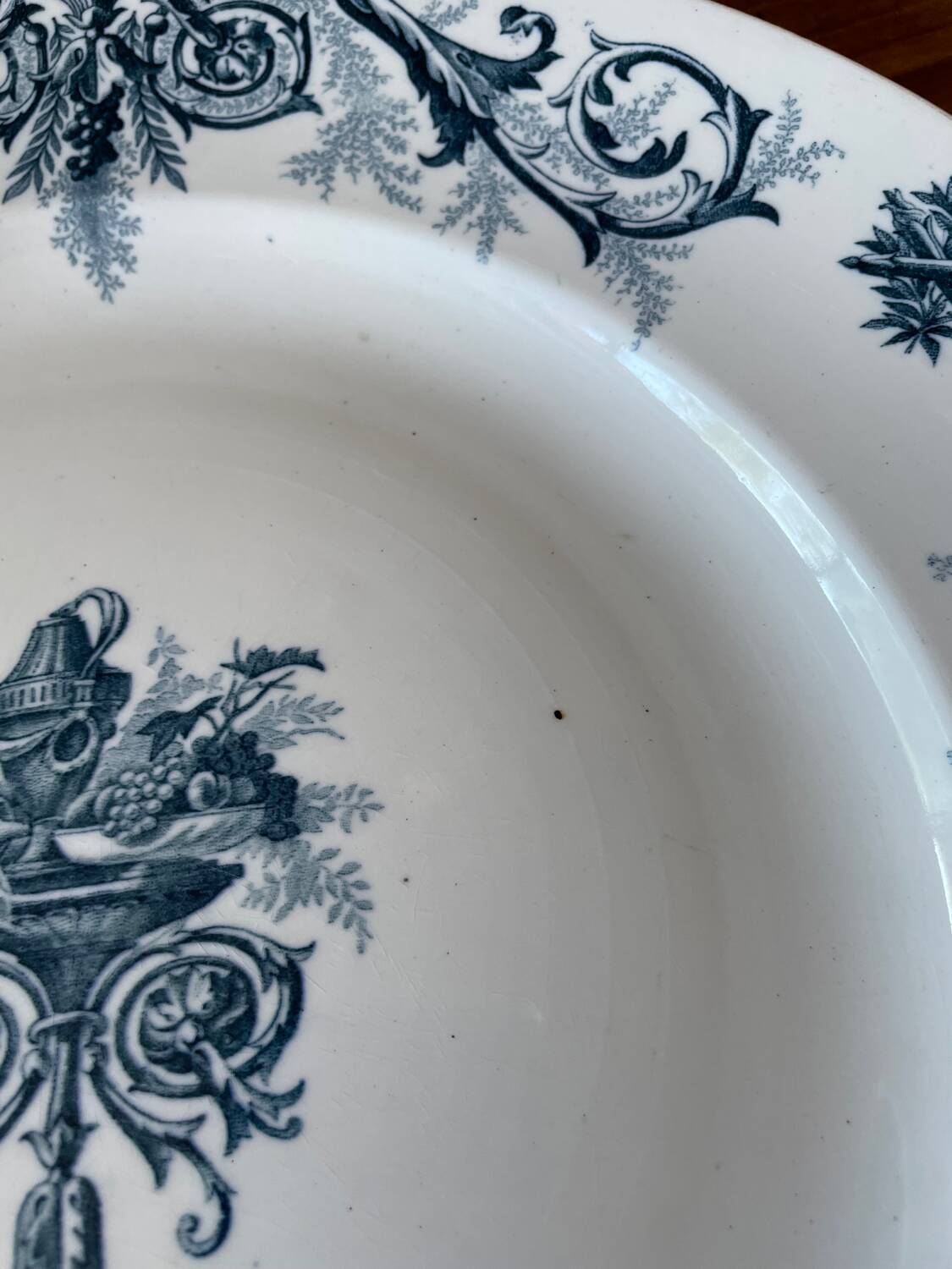 Serving dish