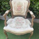 Basket bed and its two armchairs