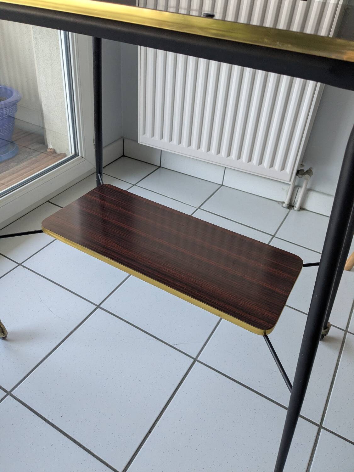 Vintage (60s-70s) Formica side table