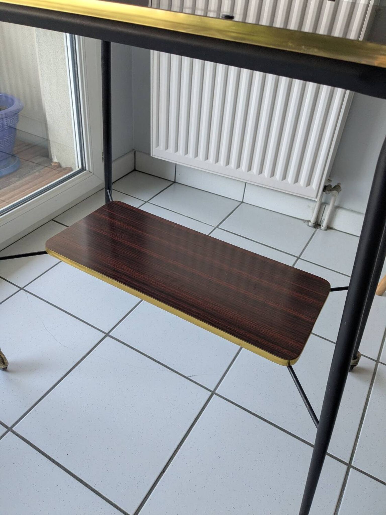 Vintage (60s-70s) Formica side table