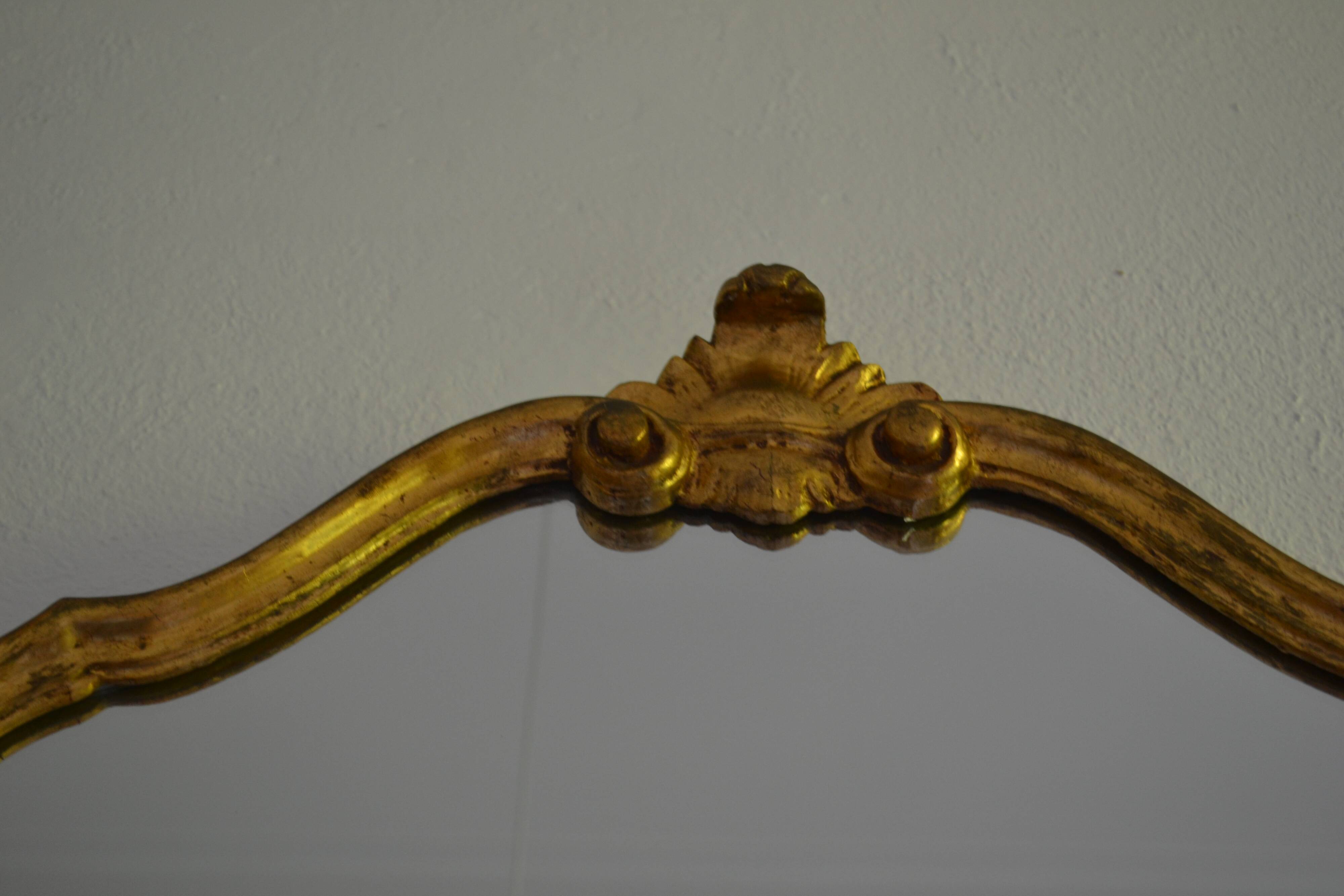 Baroque mirror with carved and gilded wooden frame 80 x 60 cm