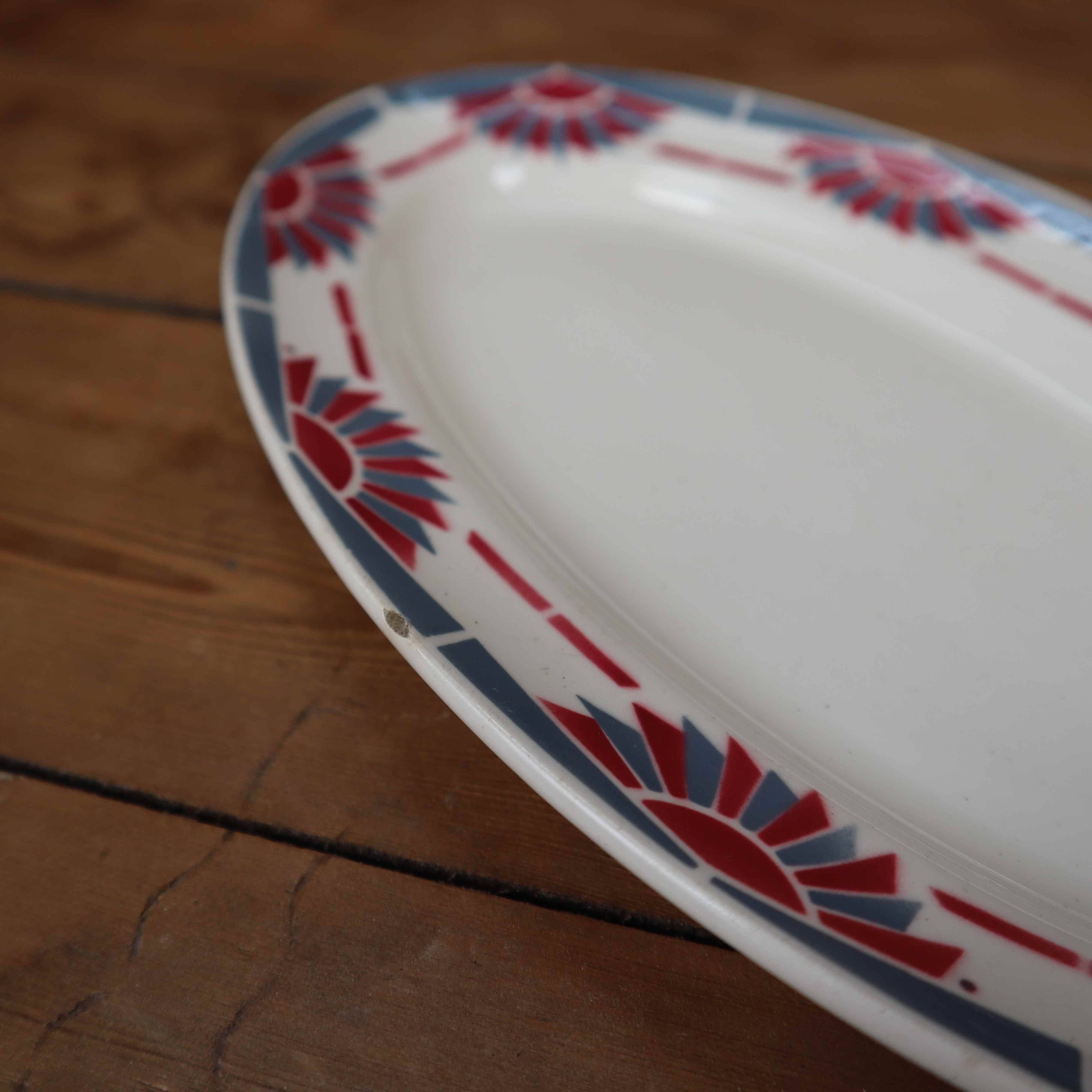 Old oval earthenware dish "Horizon" St Amand