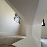 White lacquered desk model Furtif by Daniel Rode for Roche Bobois