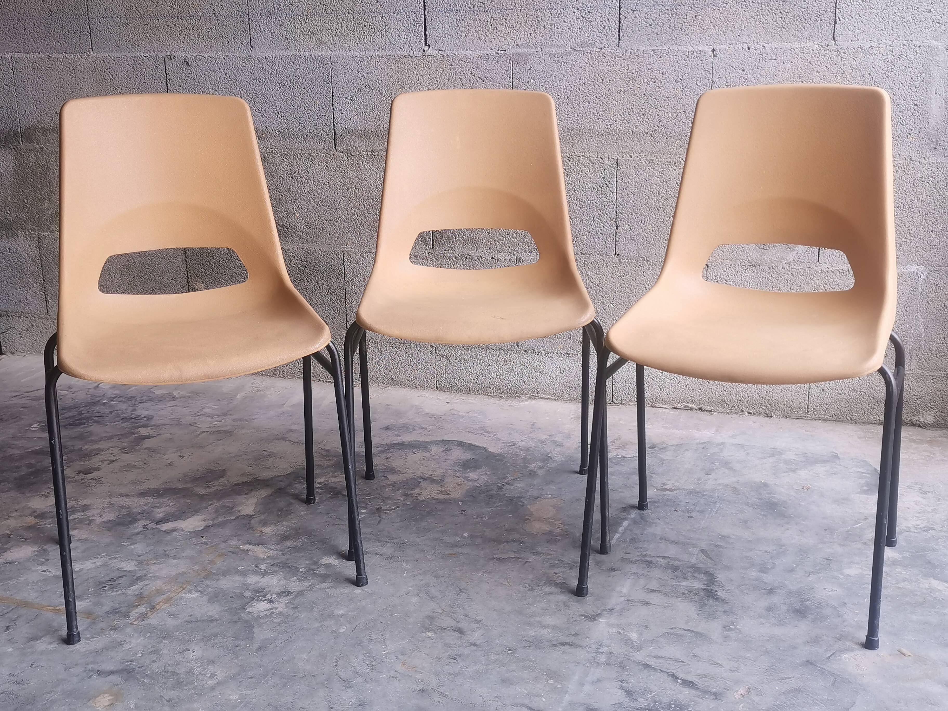 Set of 3 vintage “grofillex” chairs