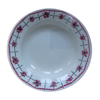 Round hollow serving dish from the Céranord St Amand factory, Monique model