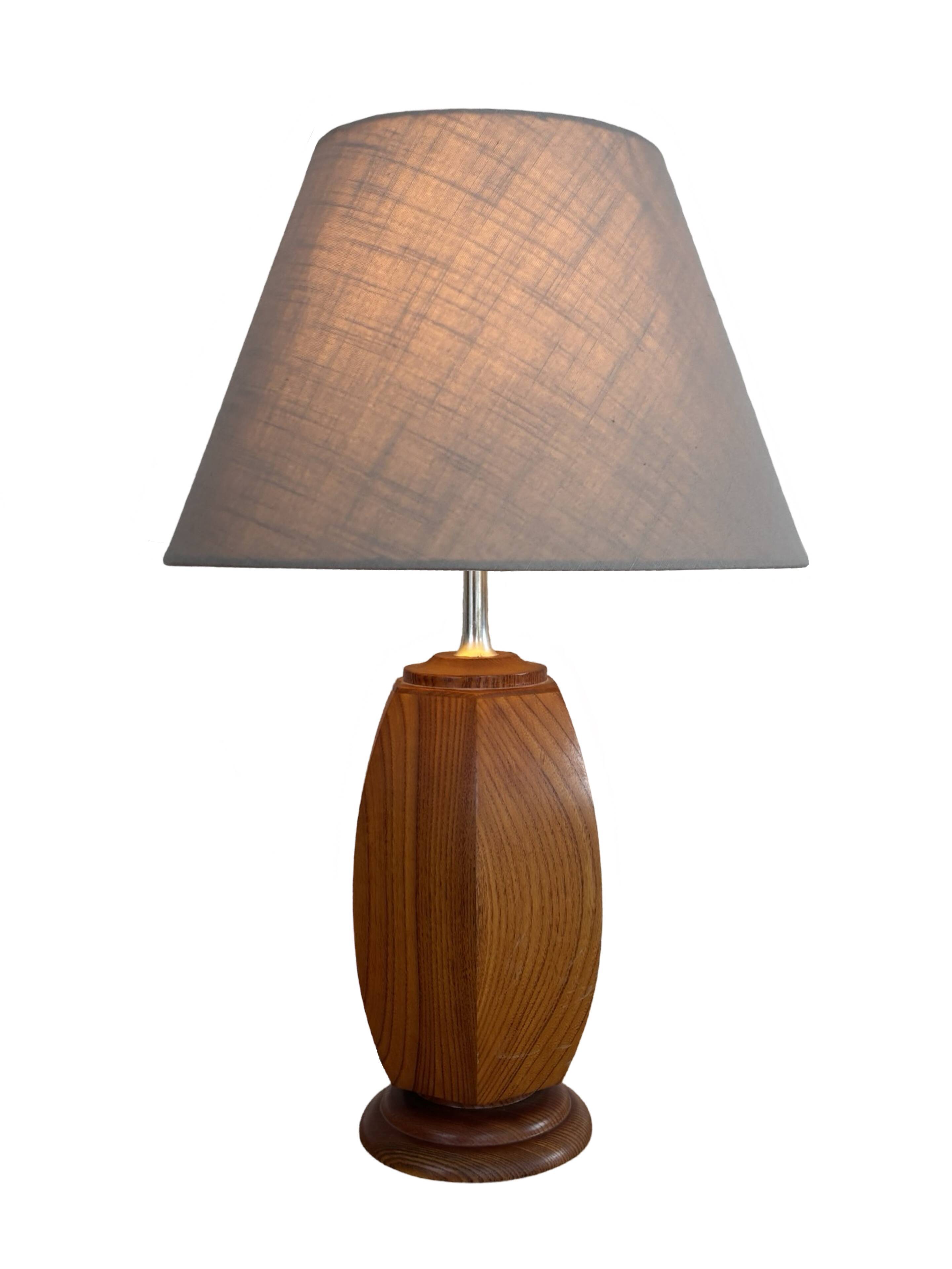 Mid Century Scandinavian teak table lamp 70's design minimalist
