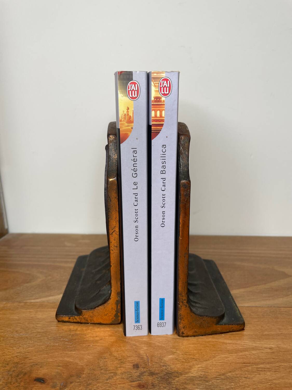 Serre-livres vintage en fonte - motif bateau ancien