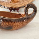 Sarreguemines / Large serving platter and matching fish-shaped sauce boat