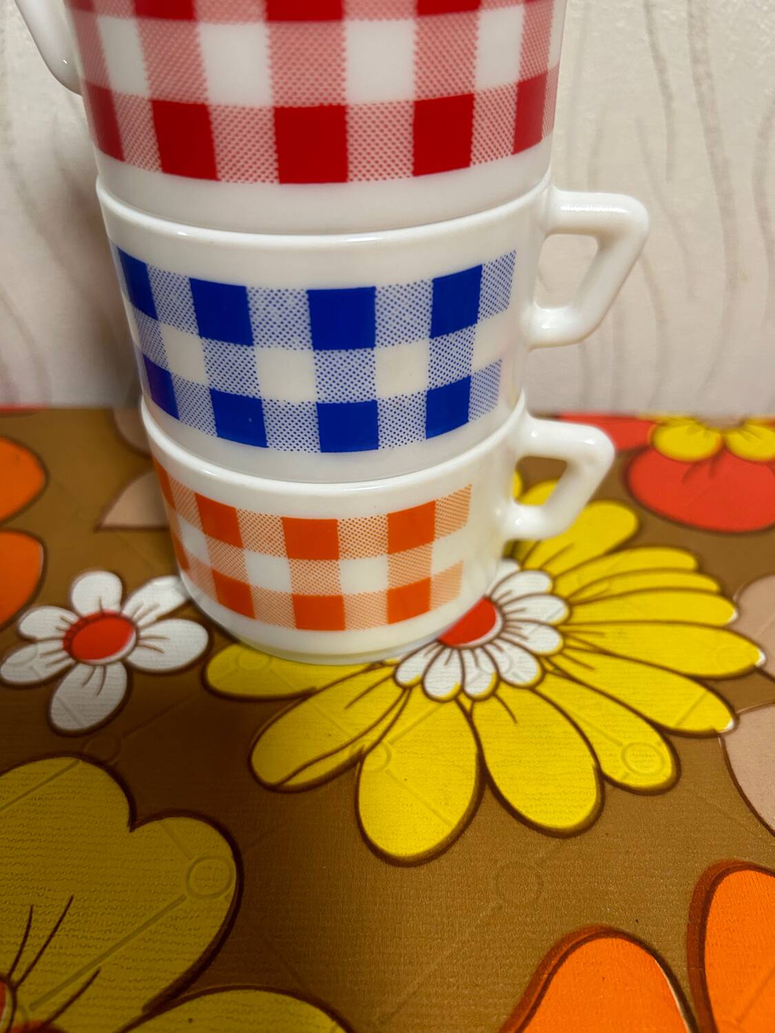 Arcopal gingham coffee cup vintage retro pops 70s
