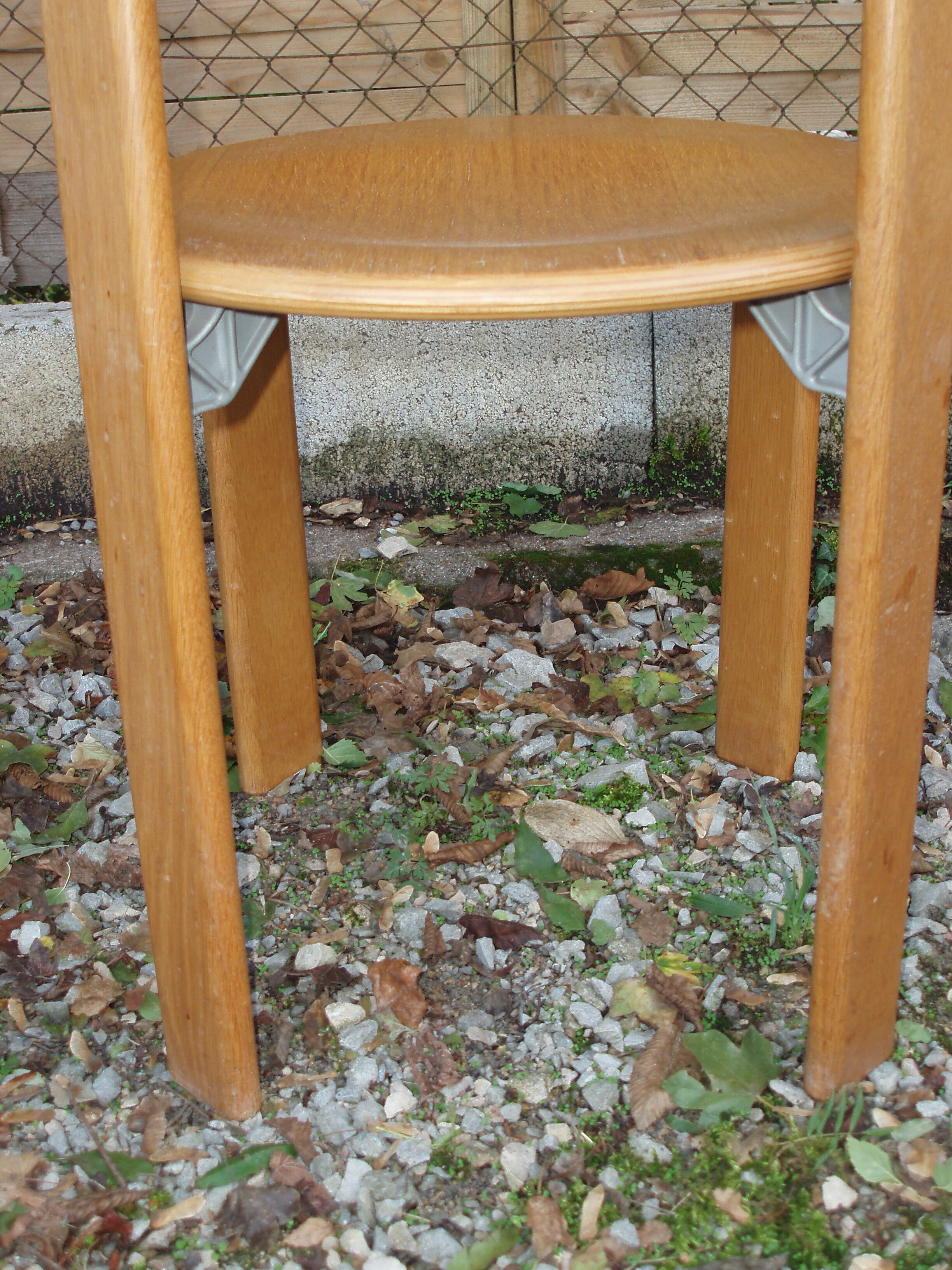 Série de 4 chaises Bruno Rey designer Suisse crée en 1971
