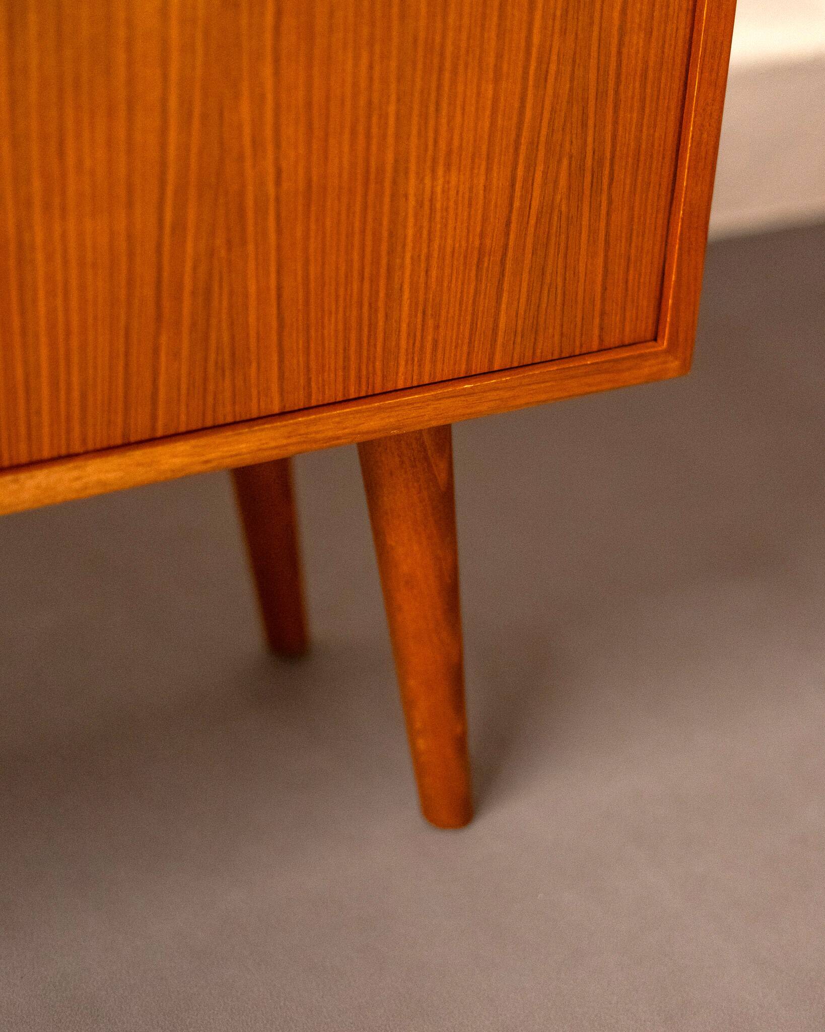 Mid-Century Modern Teak and Oak Buffet from Moda Möbel, 1960
