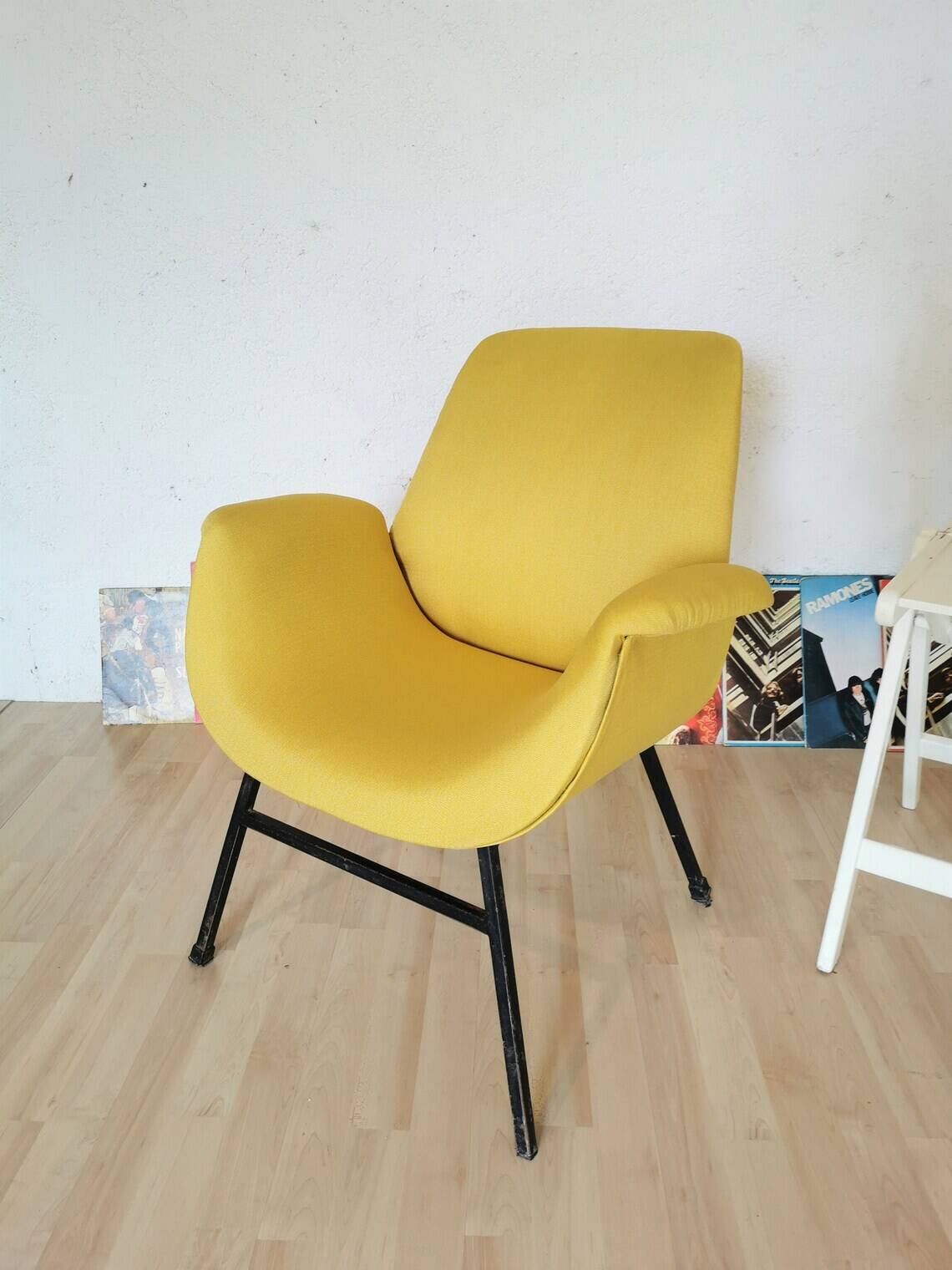 Vintage Mid-Century Modern Yellow Fabric Armchair - Alvin Lustig Style