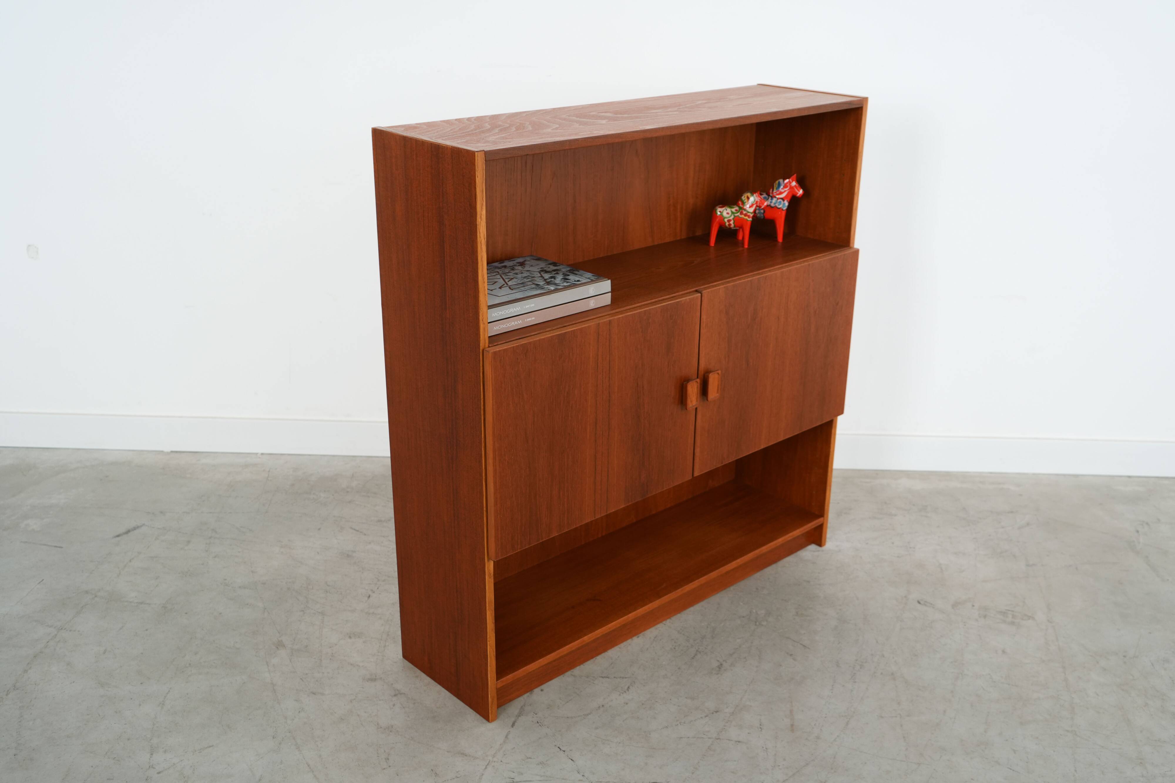 Teak bookcase, Danish design, 1970s, production: Denmark