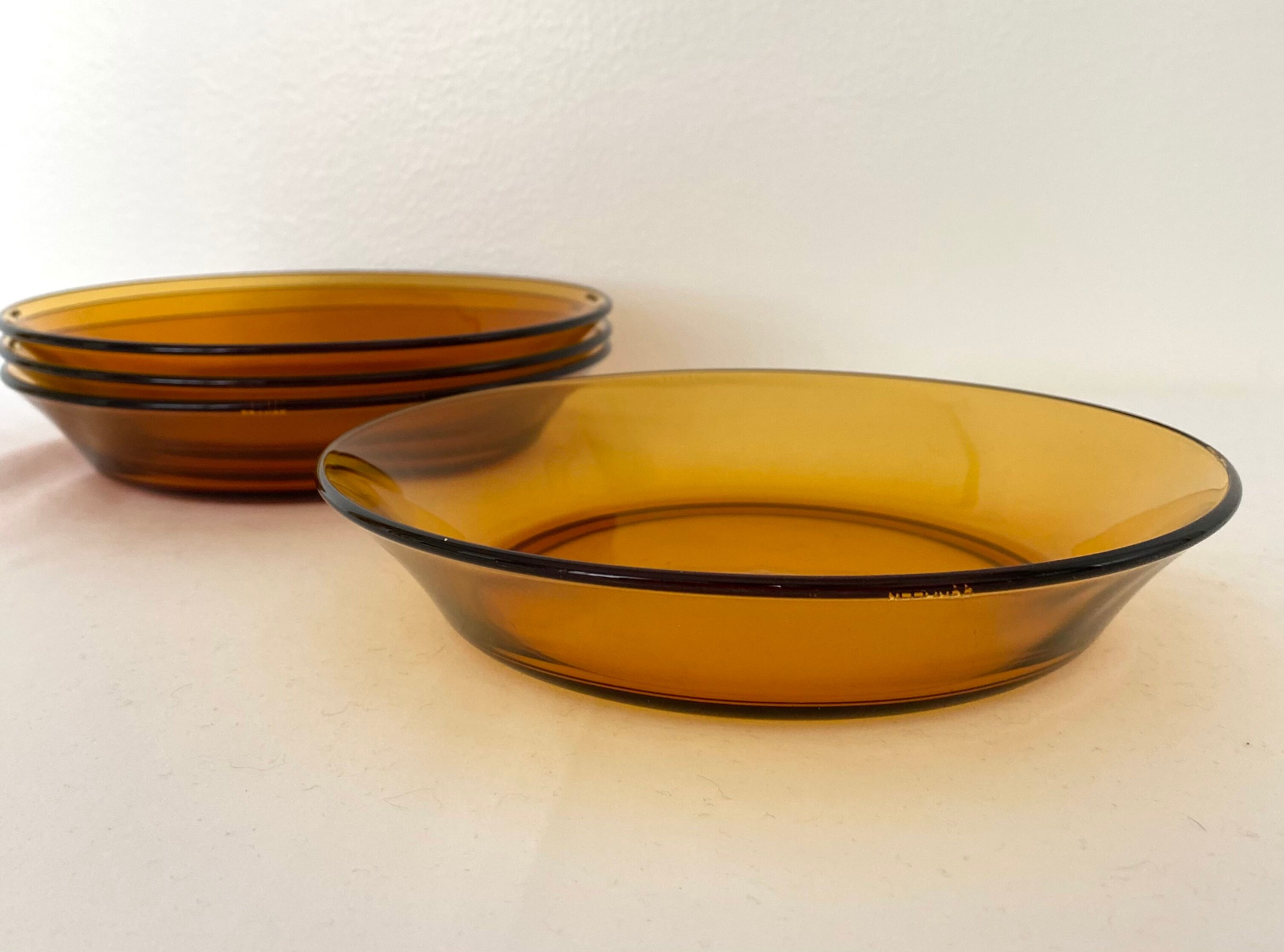 Lot de 4 assiettes à soupe ambrées Duralex