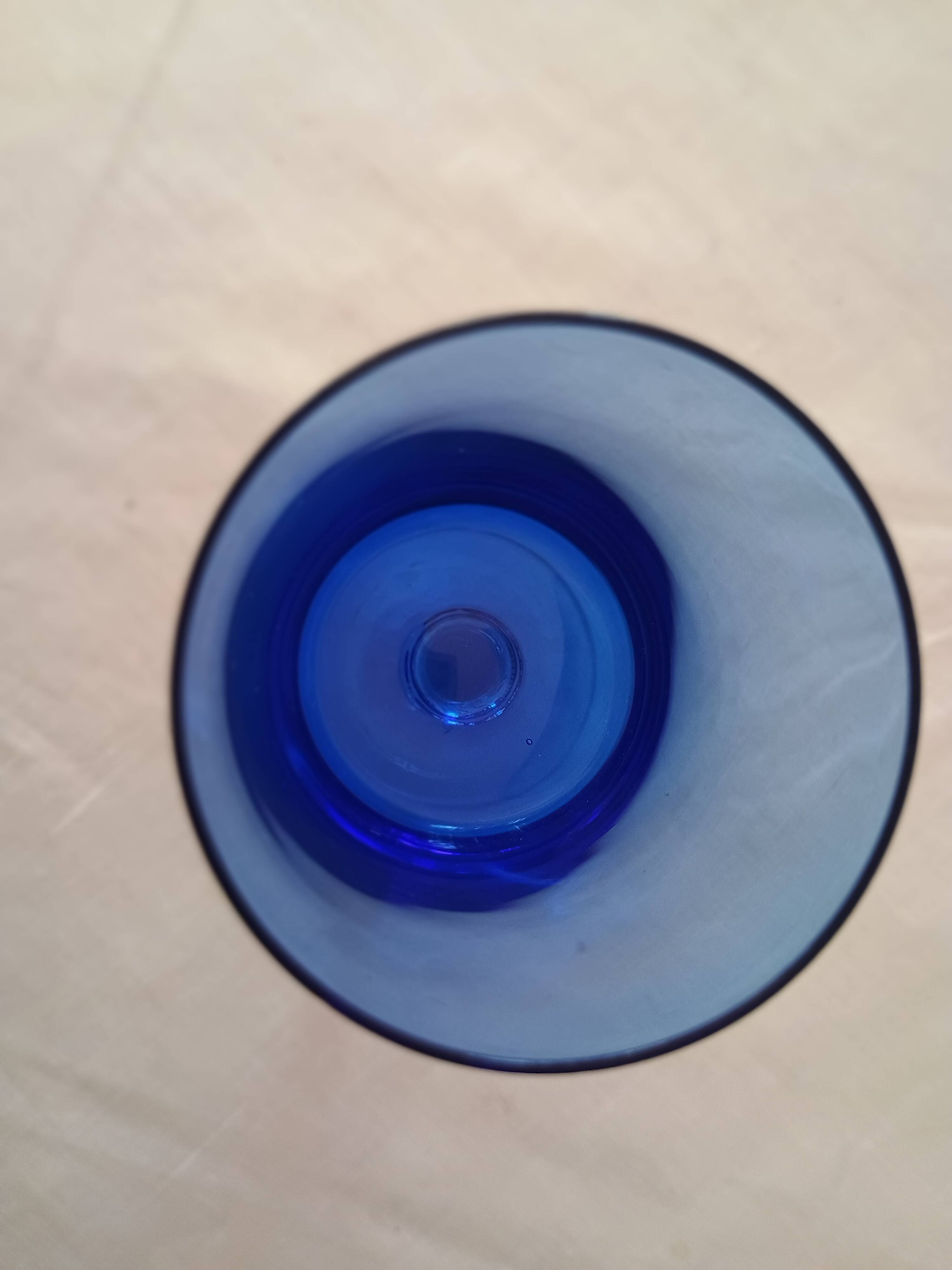 6 straight wine glasses in different colors with colorless stems 10cl - vintage