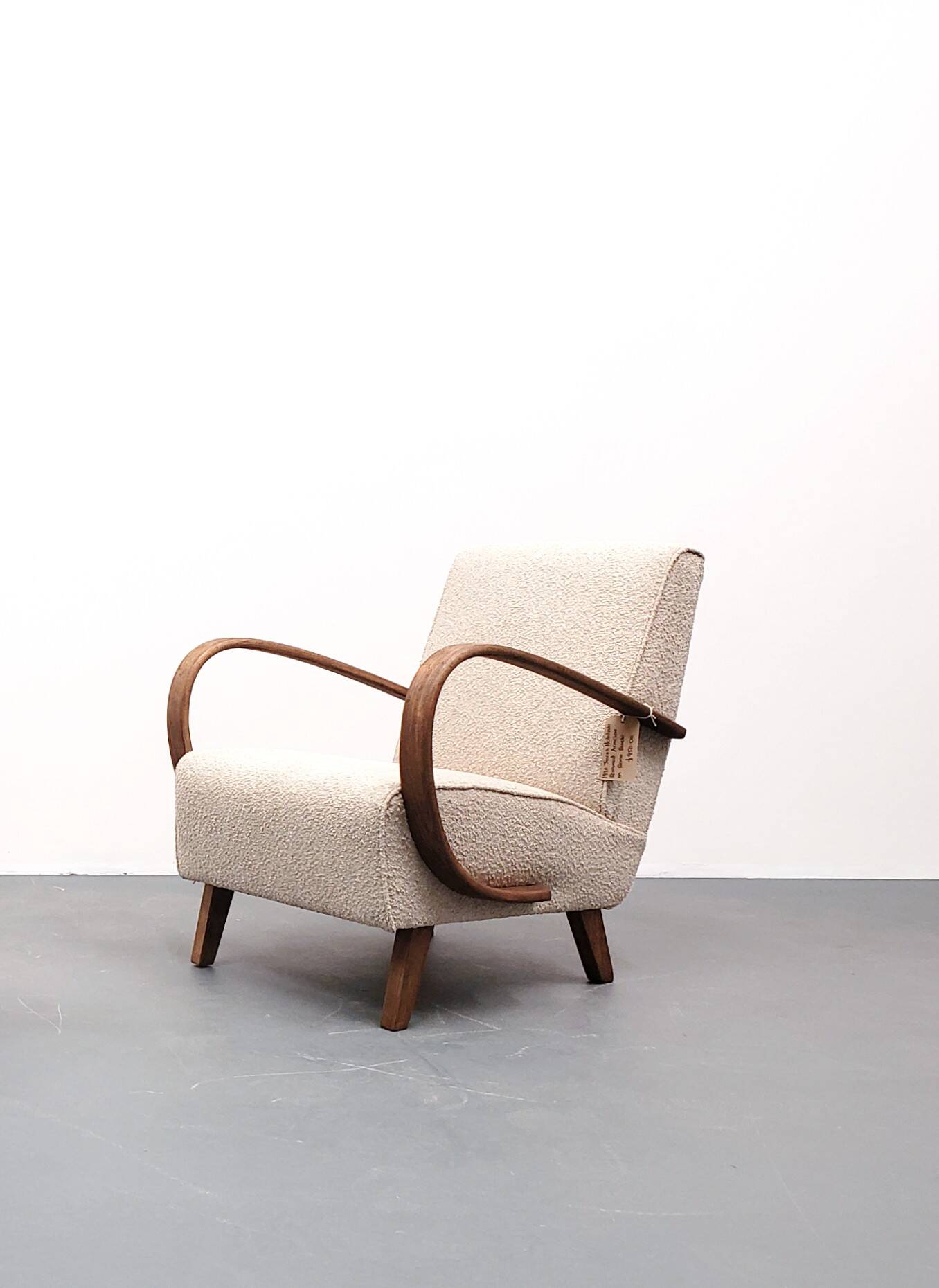 1930 Jindrich Halabala Bentwood Armchair in Beige Buckle