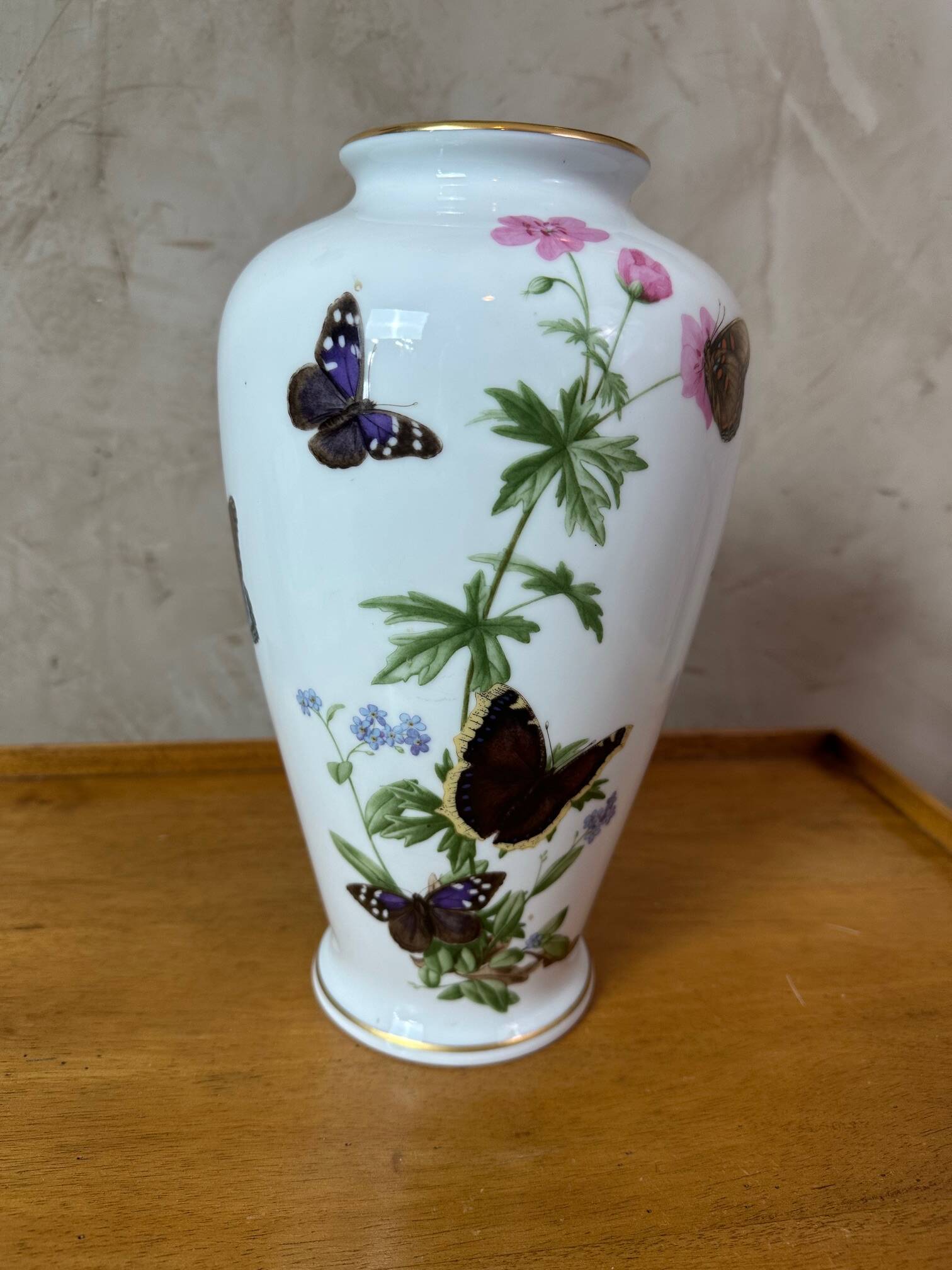 Porcelain vase